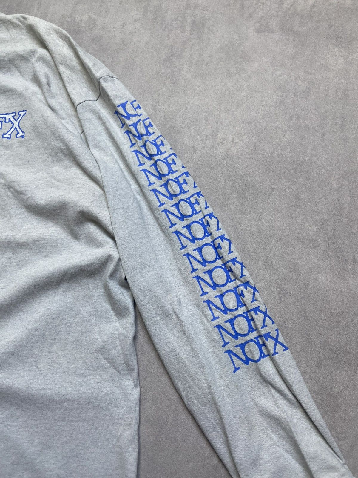 Band Tees 1995 tour nofx tee longsleeve grey screen stars Size US XL / EU 56 / 4 - 8 Thumbnail