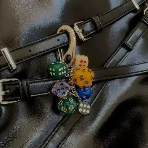 VIBE Streetwear Dice Key Chain Carabiner Bag Jeans Decoration Size ONE SIZE - 5 Thumbnail