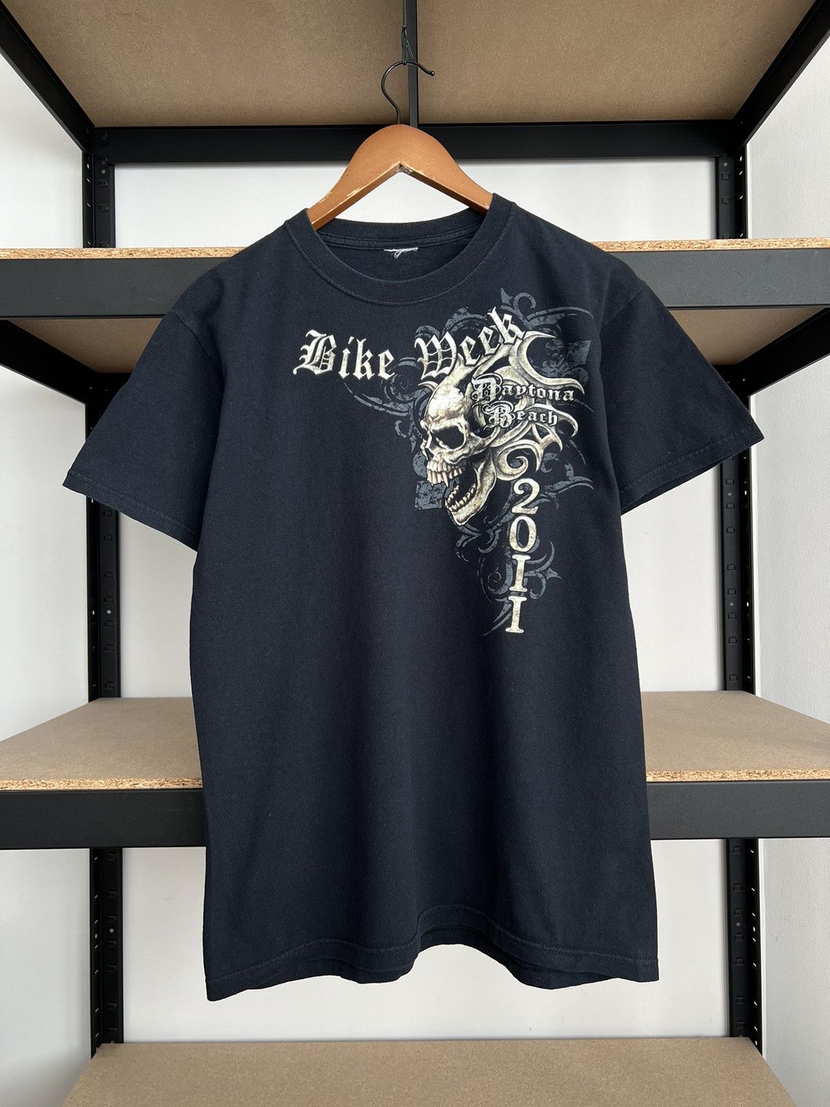 Vintage Vintage 2011 Bike Week Daytona Beach Skull Harley Y2k Tshirt Size US M / EU 48-50 / 2 - 3 Thumbnail