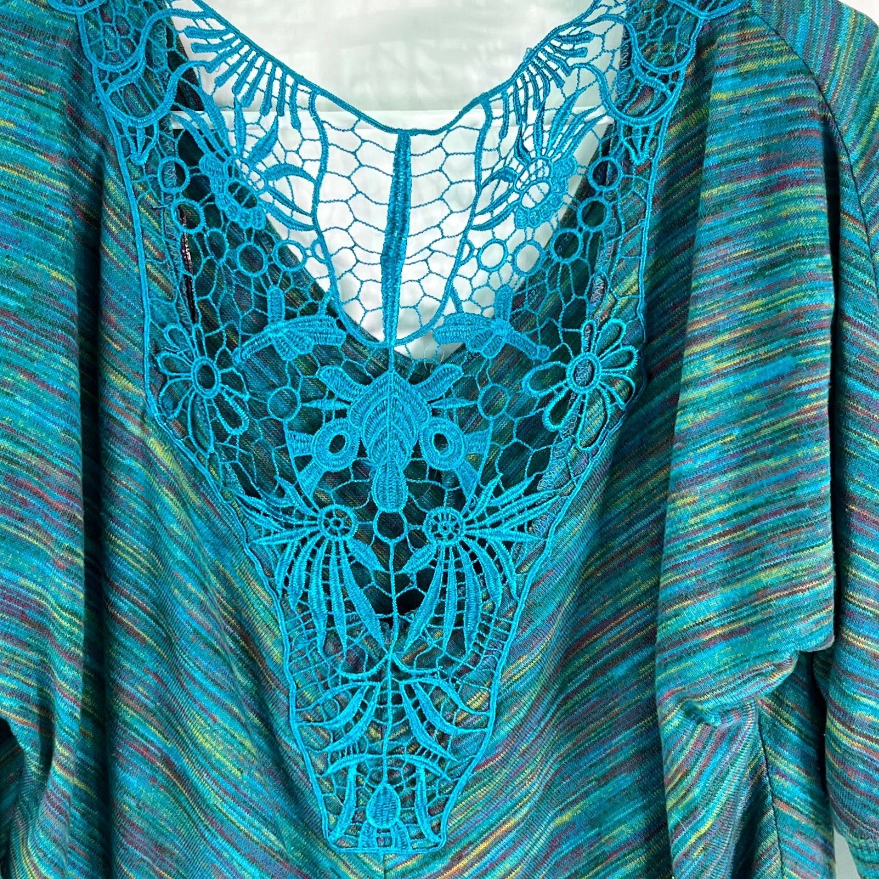 Almost Famous Almost Famous Womens Blouse Size L Lace Back Blue Swirl Pullover Size L / US 10 / IT 46 - 4 Thumbnail