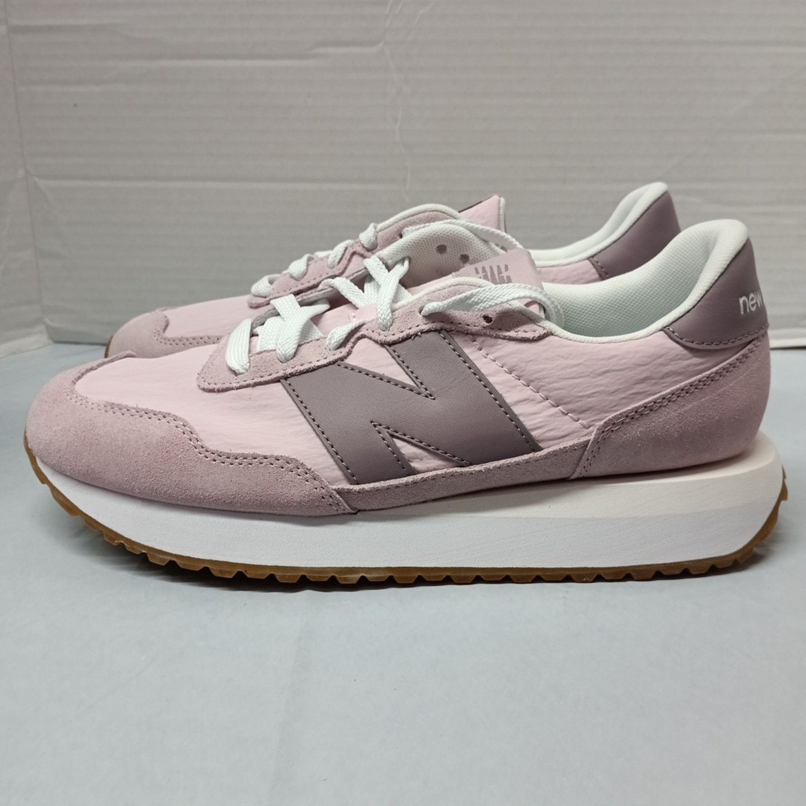 New Balance New Balance 237 Shoes Sneakers Women's Size 9 Pink Purple Size US 9 / IT 39 - 3 Thumbnail