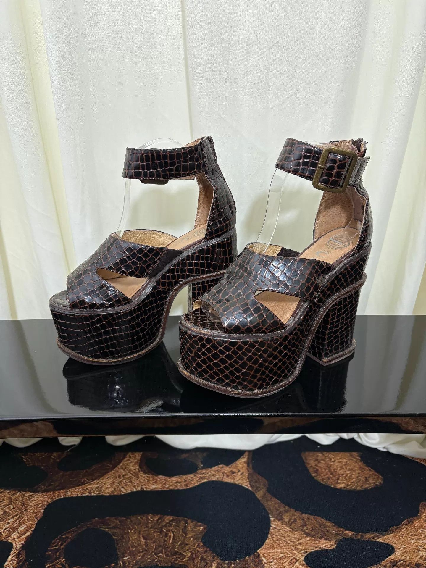 Jeffrey Campbell Jeffrey Campbell Vintage Croc Embossed Block Heel Platform38 Size US 7.5 / IT 37.5 - 2 Thumbnail