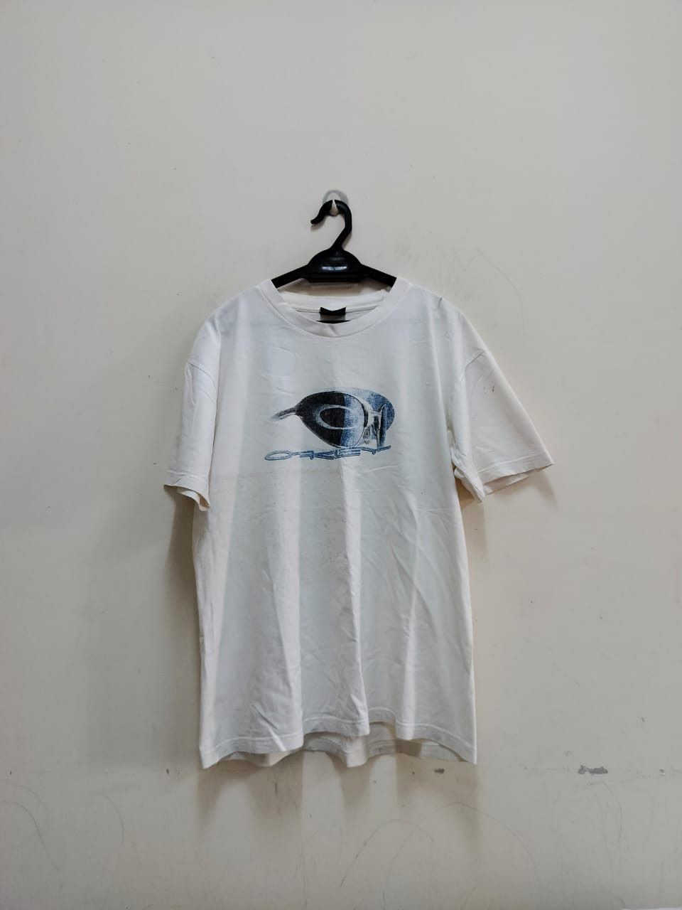 Oakley Vintage Rare Oakley t-shirt Made in Usa Size US L / EU 52-54 / 3 - 1 Thumbnail