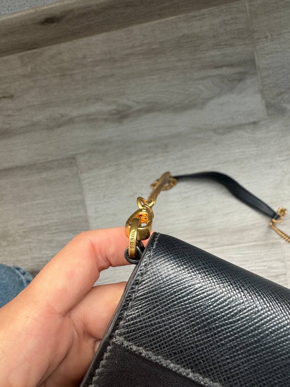 Prada Prada Cahier Leather Shoulder Bag in Black and Gold Size ONE SIZE - 6 Thumbnail