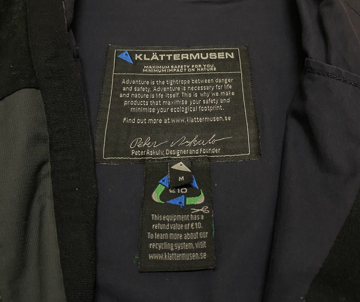 Klattermusen Rare Design Brand Mountain Klattermusen Hiking Jacket 2000s Size US M / EU 48-50 / 2 - 8 Thumbnail