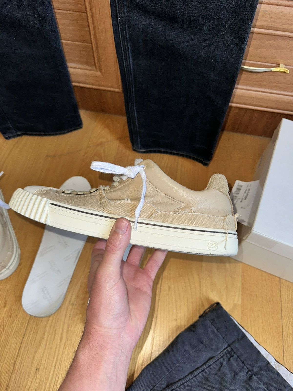 Maison Margiela Maison Margiela Evolution Low Distressed Sneakers Beige Size US 8 / EU 41 - 10 Thumbnail