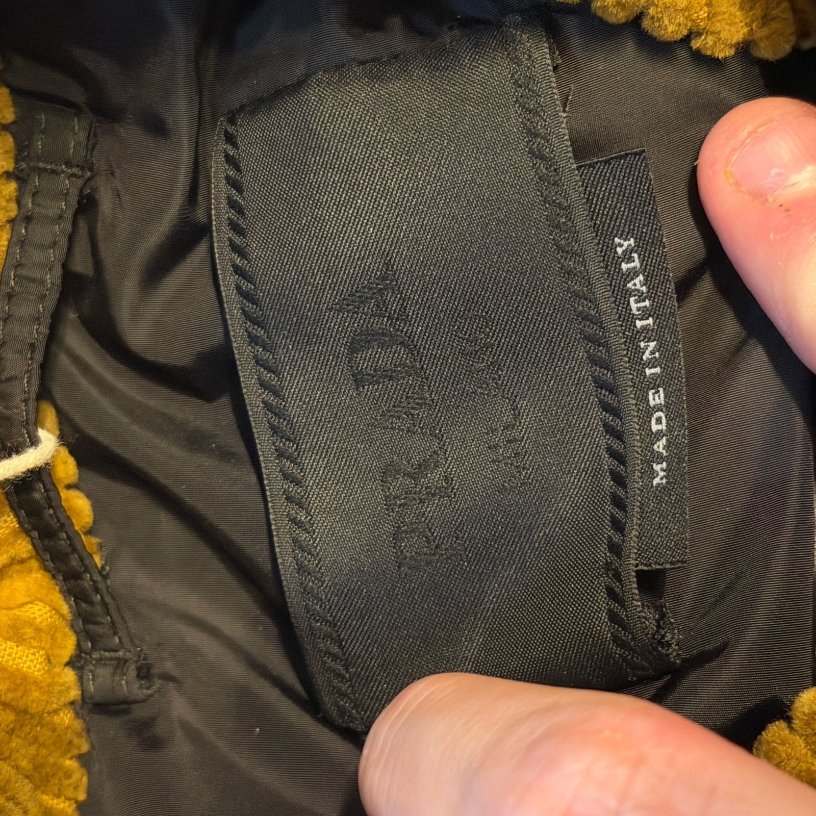 Prada Prada Corduroy Puffer Vest Size US M / EU 48-50 / 2 - 4 Thumbnail