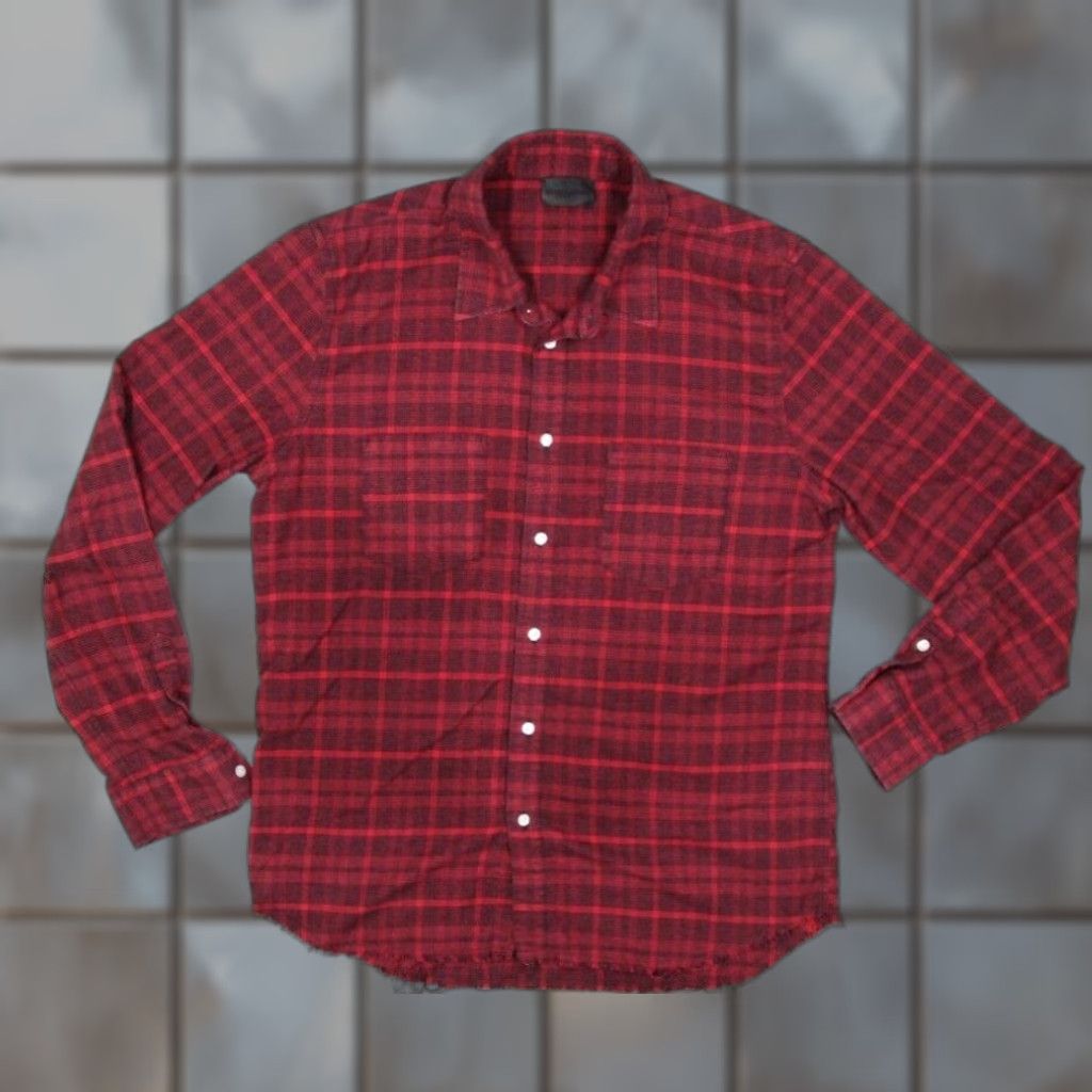 Vintage VINTAGE Six Week Residency Men's Red Plaid Flannel Button-Up Shirt Crew Neck Long Sleeve Casual Workwear Size US L / EU 52-54 / 3 - 1 Thumbnail