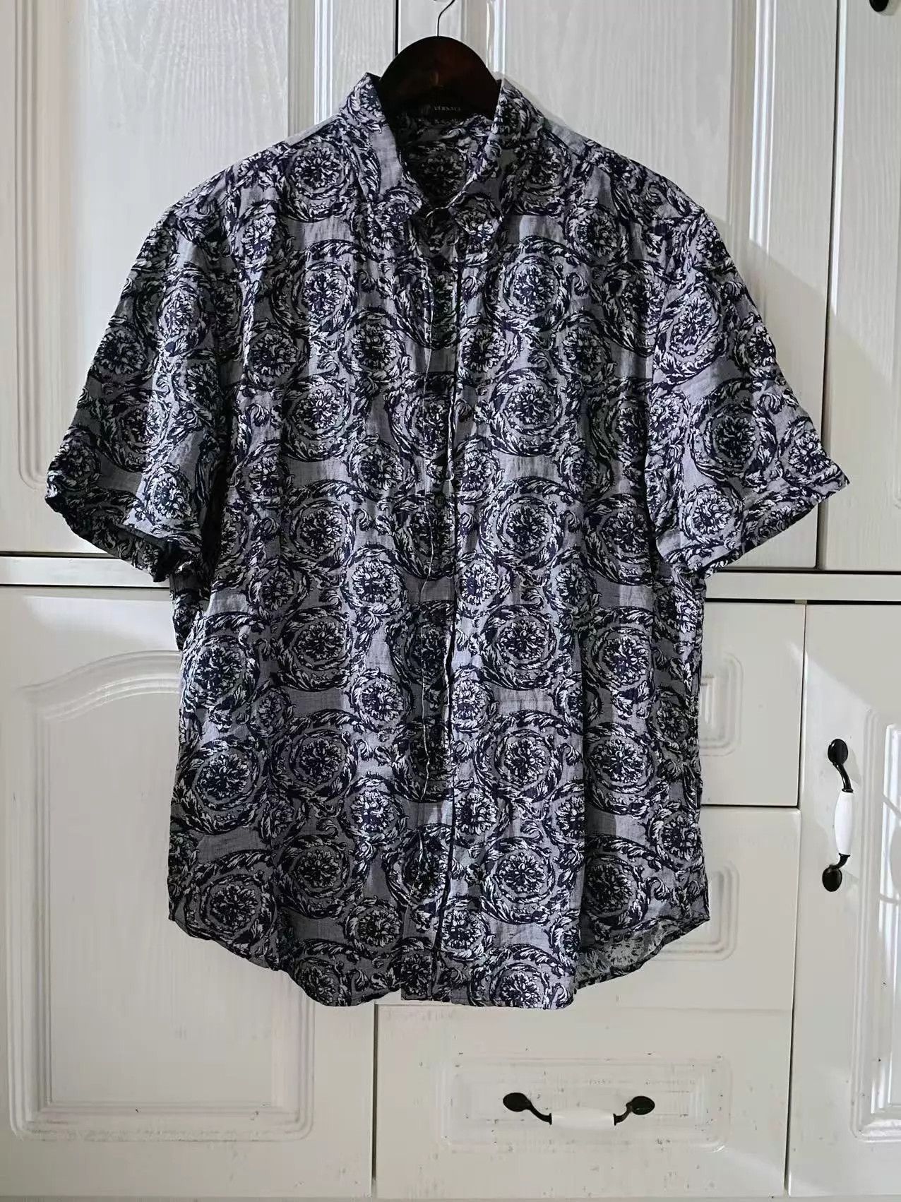 Versace Versace Runway Baroque Print Short Shirt XL 99New Size US XL / EU 56 / 4 - 1 Thumbnail