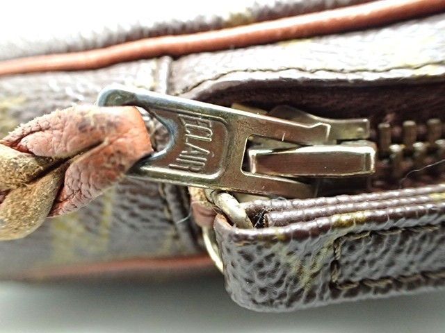 Louis Vuitton LV Mini Danube Crossbody Bag Monogram Canvas M45268 Size ONE SIZE - 6 Thumbnail