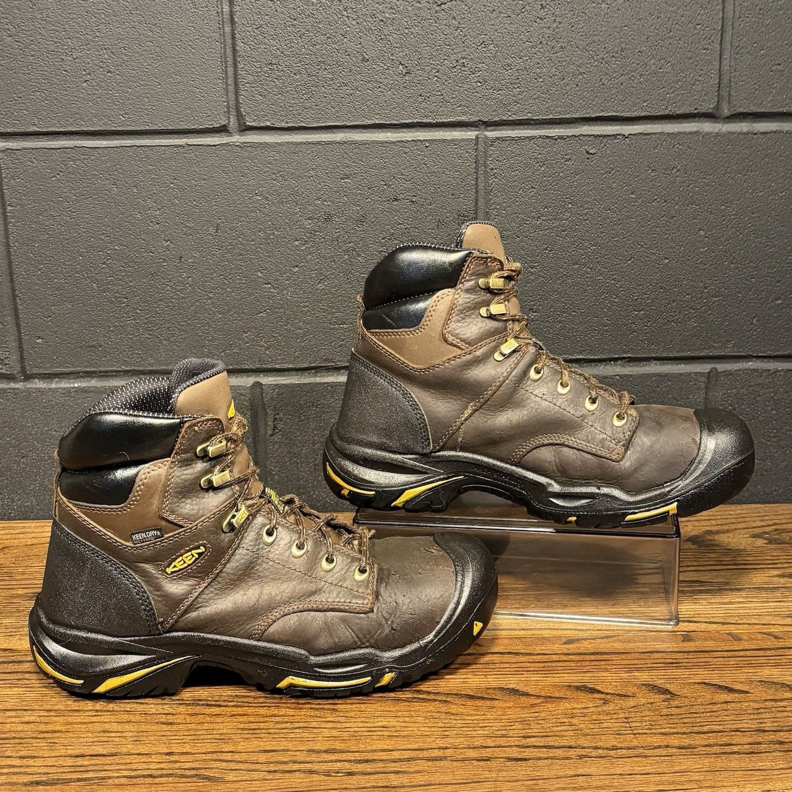 KEEN Keen Brown Leather Soft Toe Utility Work Hiking Boots USA Size US 10.5 / EU 43-44 - 2 Thumbnail