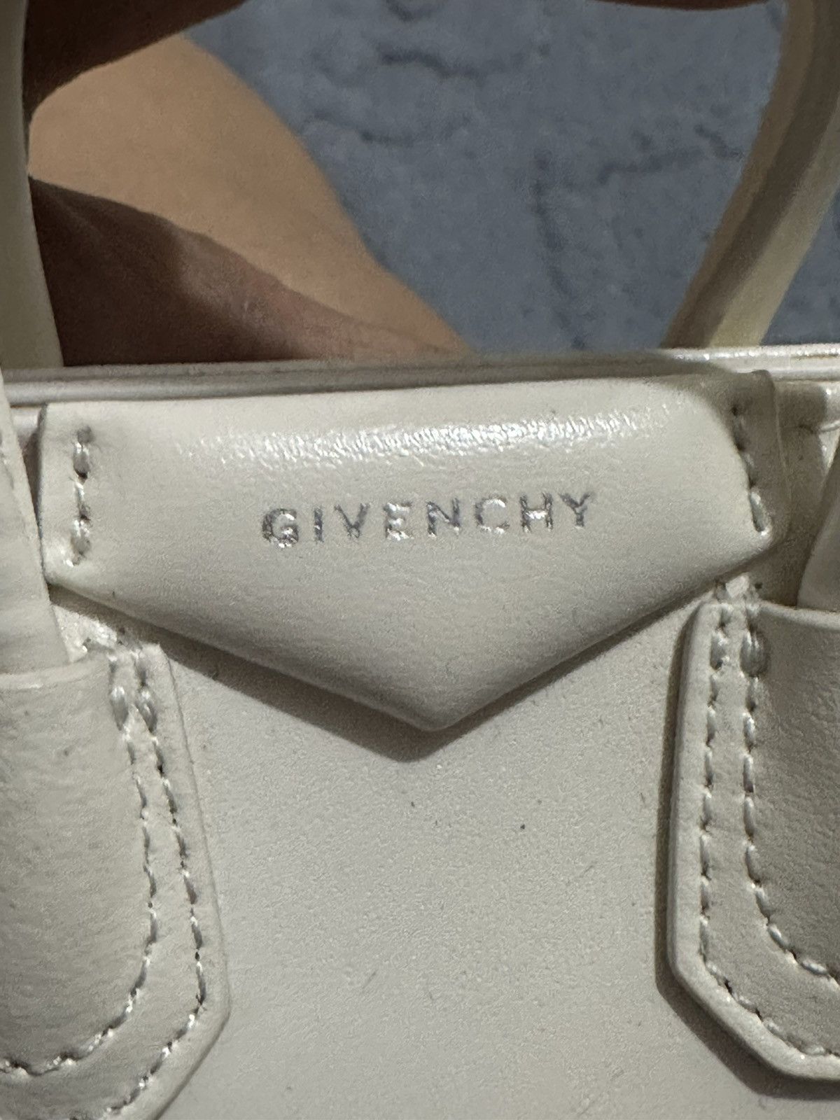 Givenchy Micro Antigona