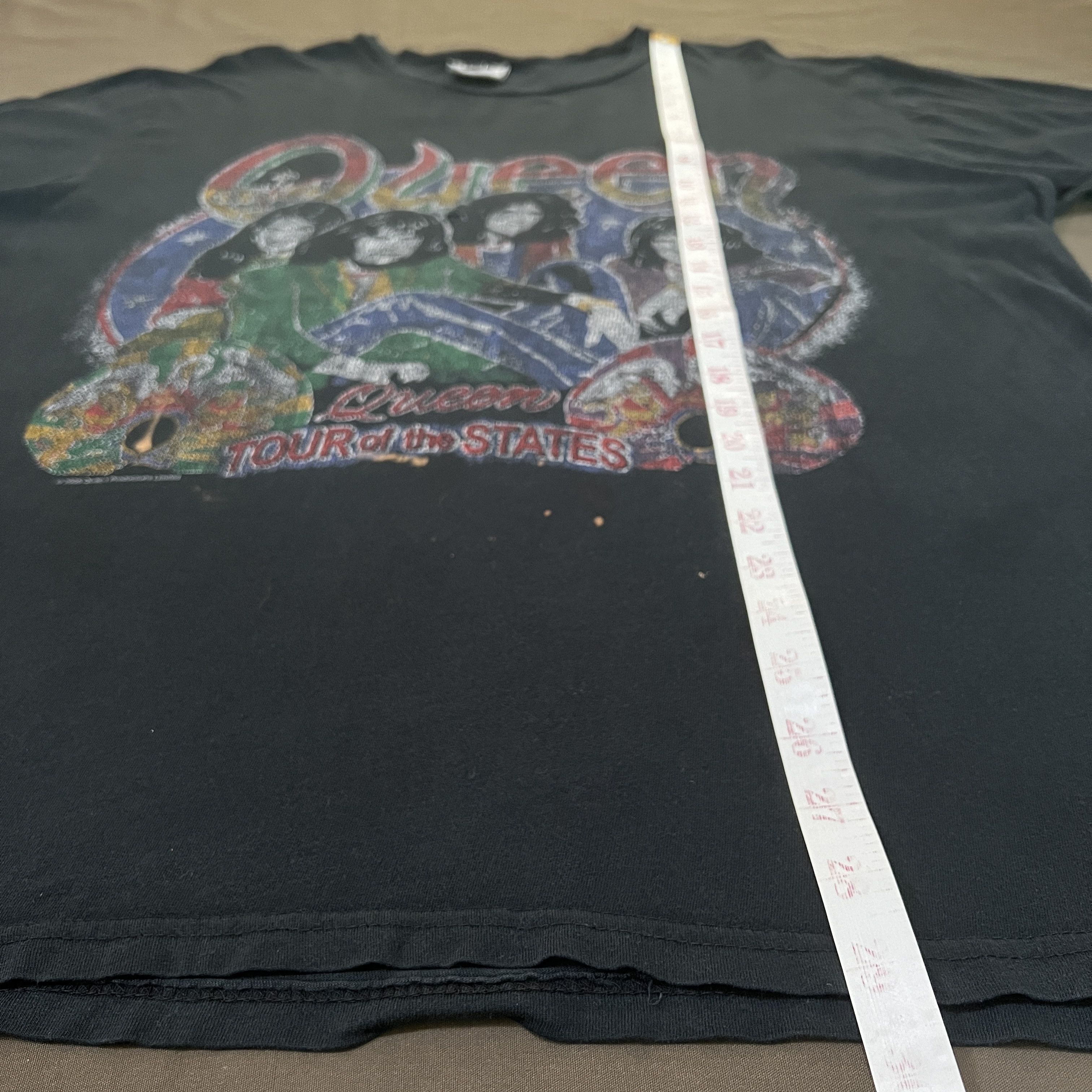 Band Tees × Vintage Vintage 2005 Y2K Queen Tour Promo Tee Size US L / EU 52-54 / 3 - 13 Thumbnail