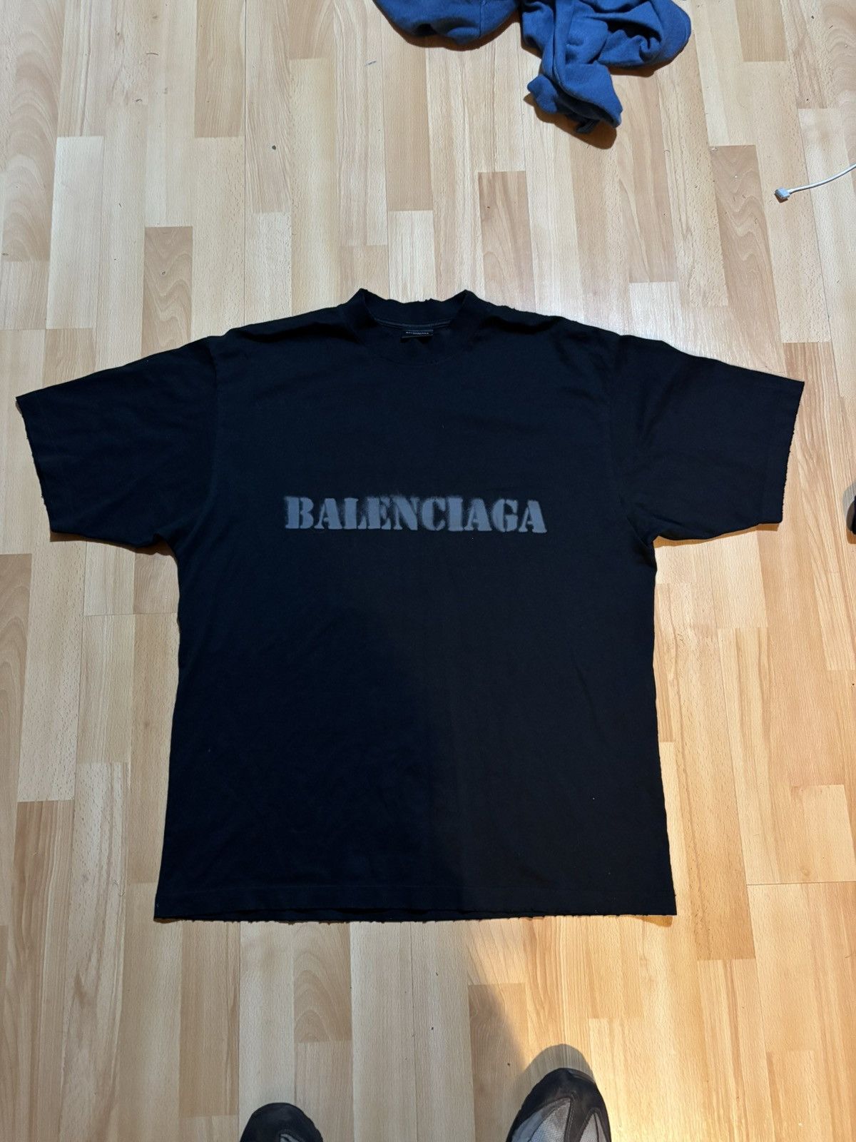 Balenciaga Balenciaga stencil t shirt Size US L / EU 52-54 / 3 - 1 Thumbnail
