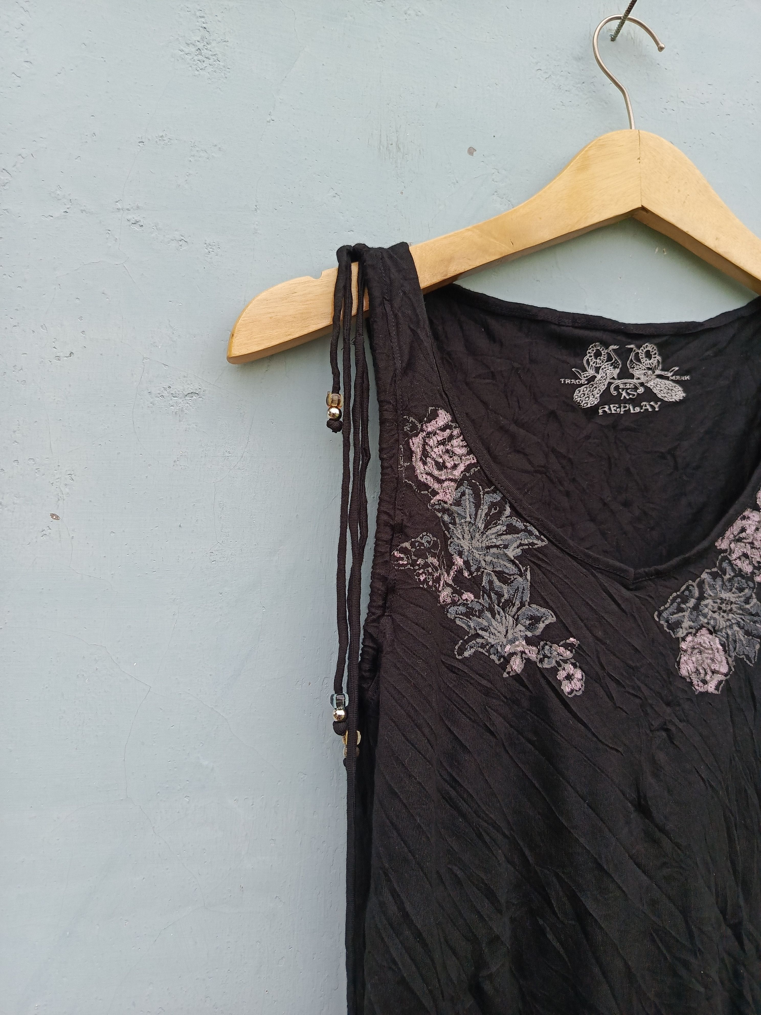 Japanese Brand Replay ros print sleeveless t-shirts Size XS / US 0-2 / IT 36-38 - 6 Thumbnail