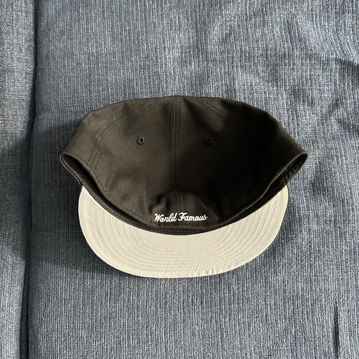 New Era × Supreme Breast Cancer Awareness Box Logo Fitted Size ONE SIZE - 5 Thumbnail