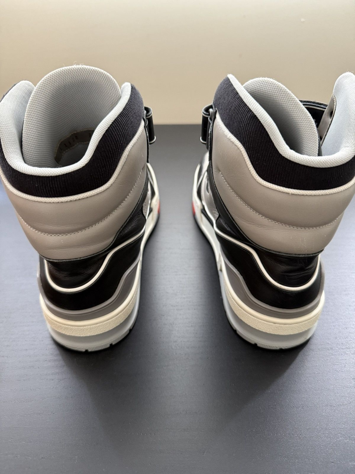 Louis Vuitton Louis Vuitton Trainer Sneaker by Virgil Abloh Size US 7 / EU 40 - 5 Thumbnail