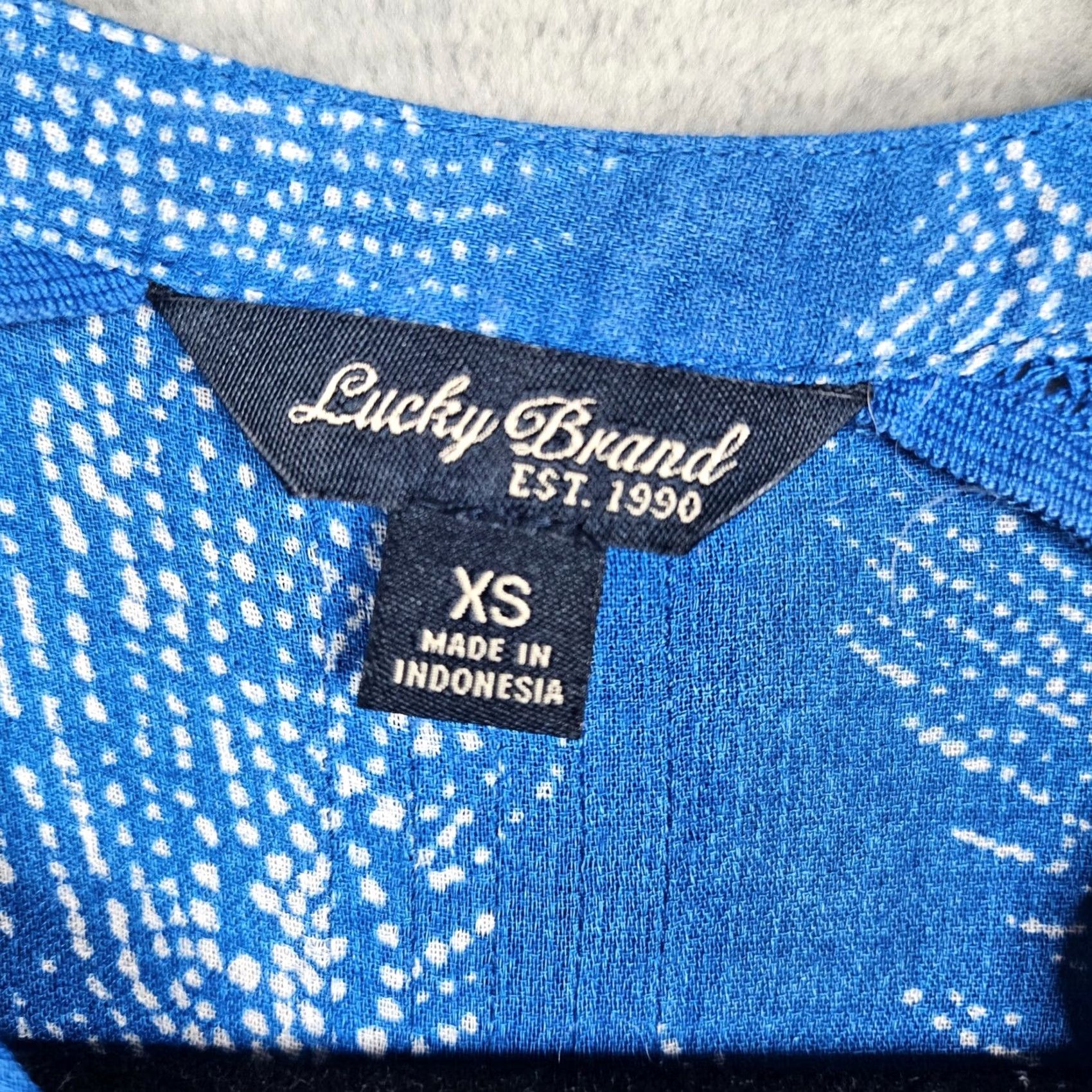 Lucky Brand Lucky Brand Women's V-neck Button Up Boho Peasant Feather Printed Shirt XS Blue Floral 90s Theme Womens Dressy Casual Shirt Size XS / US 0-2 / IT 36-38 - 3 Thumbnail
