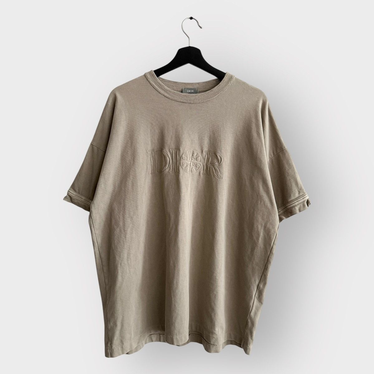 Dior × Stone Island STEAL! Dior x Stone Island Center Jumbo Logo Tee (L) Size US L / EU 52-54 / 3 - 1 Thumbnail
