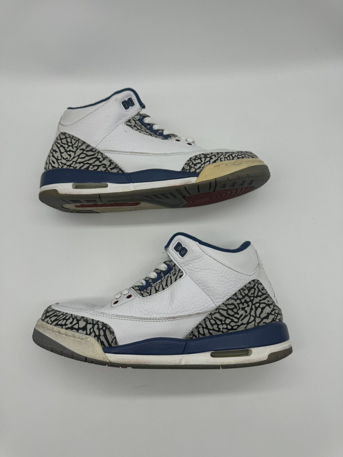 Jordan Brand × Nike Nike Air Jordan 3 Retro GS True Blue Youth Size 7 (7Y) Size US 7 / EU 40 - 2 Thumbnail