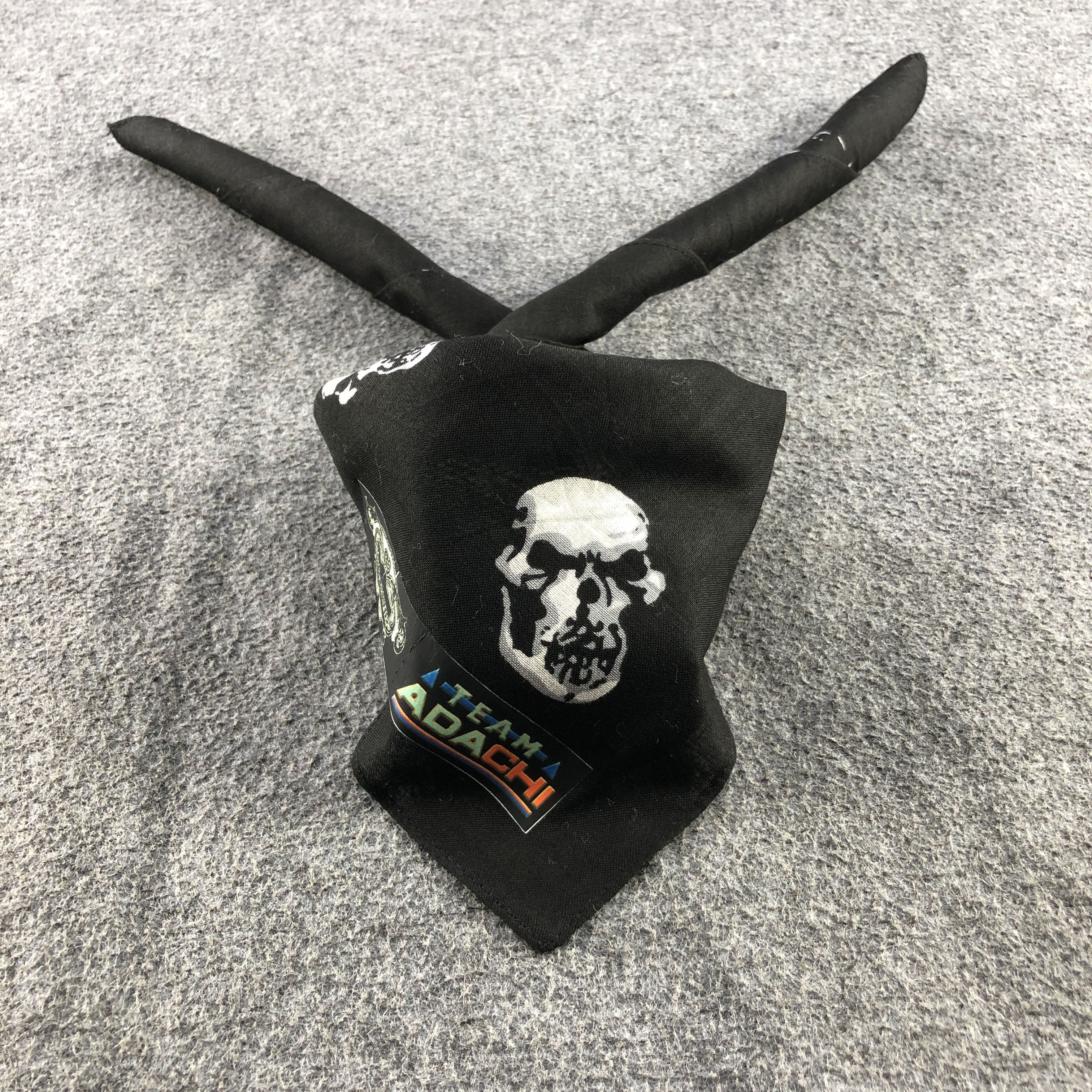Japanese Brand × Vintage Team Adachi Skulls Bandana Neckerchief Handkerchief H2347 Size ONE SIZE - 2 Thumbnail
