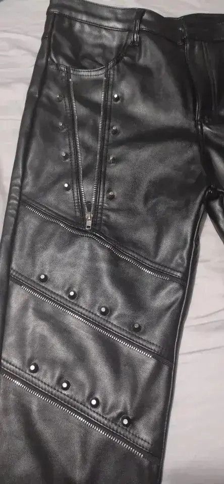 Other Black Faux Studded Leather Pants Size US 29 - 2 Thumbnail