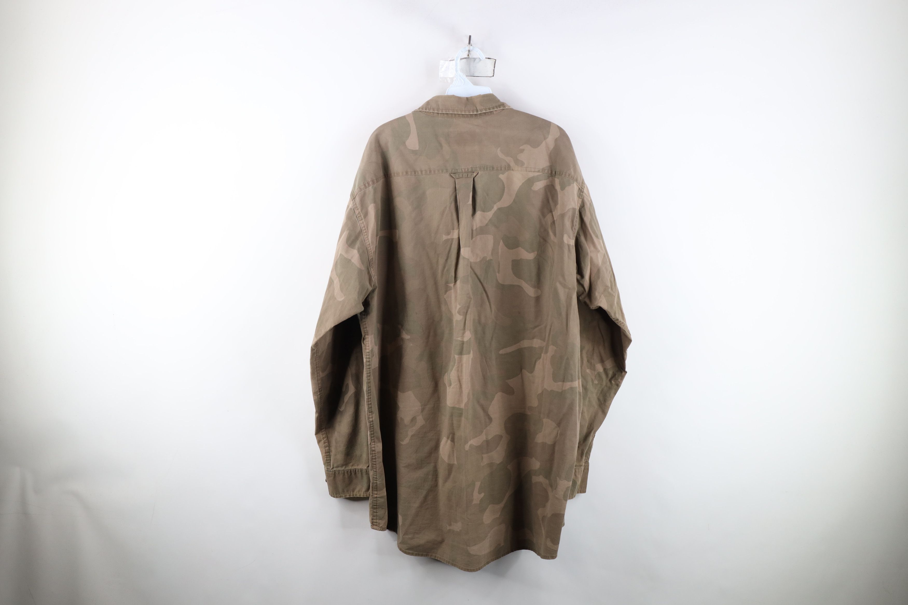 Vintage Vintage Streetwear Double Pocket Camouflage Button Shirt Size US XXL / EU 58 / 5 - 14 Thumbnail