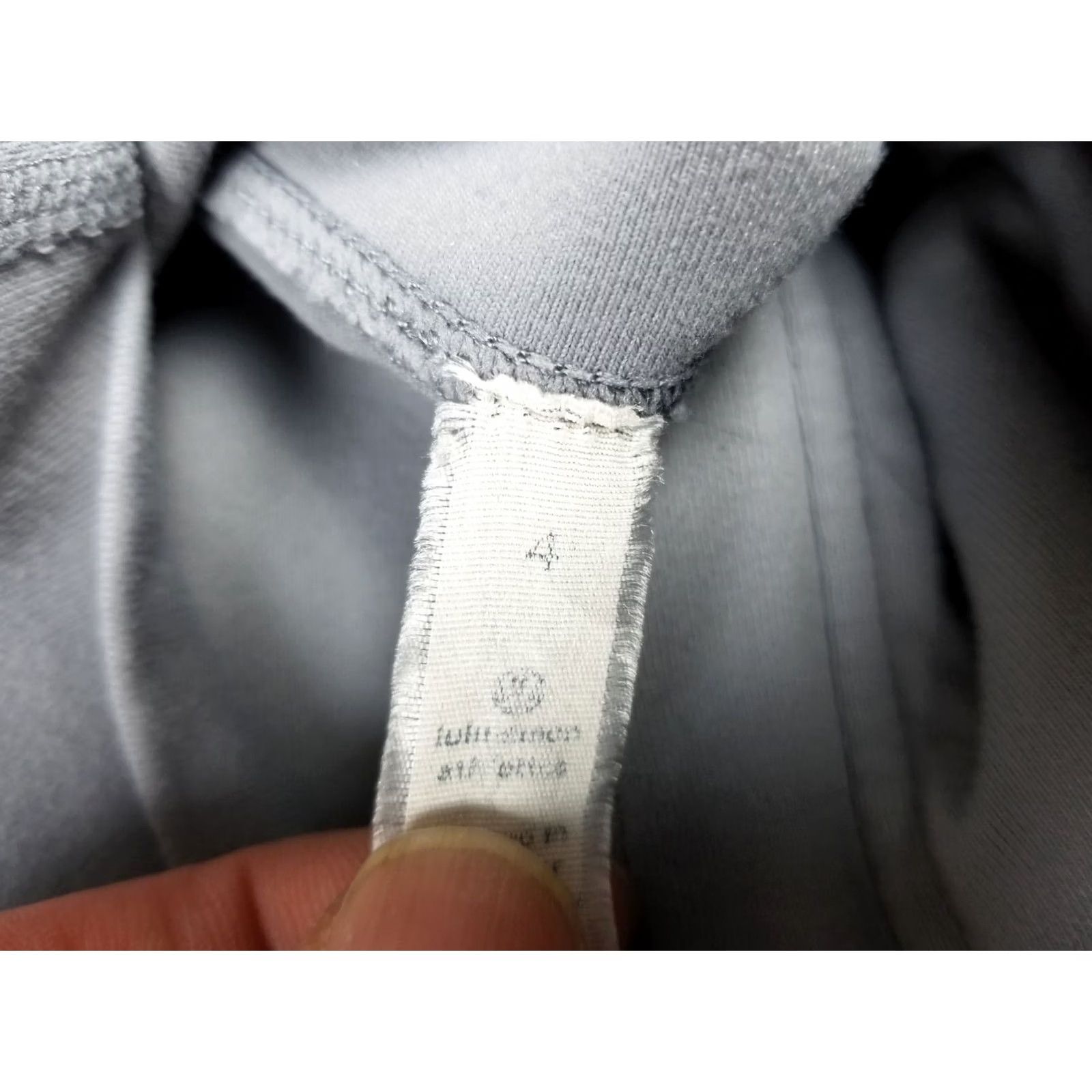 Lululemon VINTAGE LULULEMON YOGA FULL ZIP UP JACKET WOMEN'S L SZ Gray Jacket Womens 90s Retro Rock USA London Short? Size L / US 10 / IT 46 - 7 Thumbnail