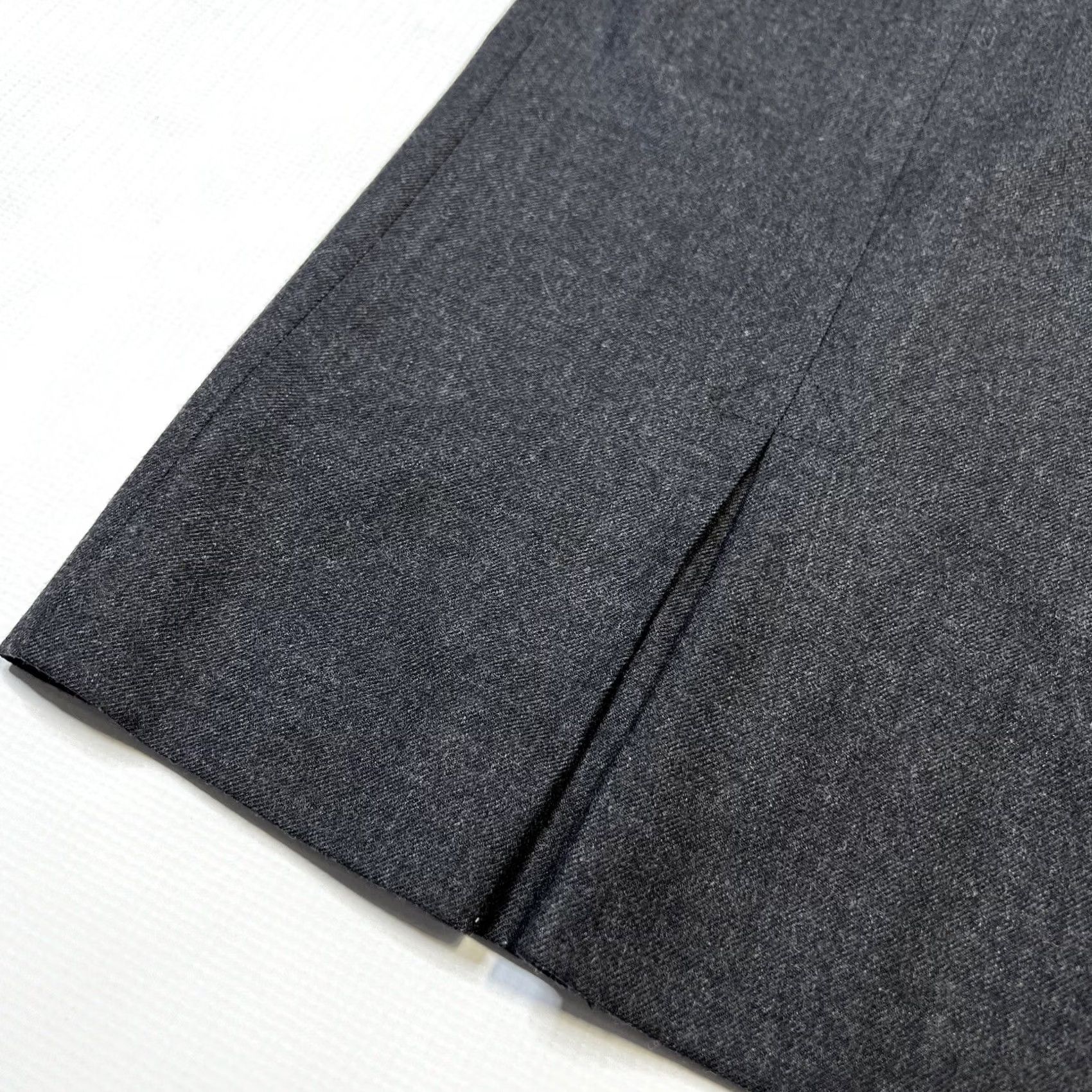 Pendleton VINTAGE Pendleton Skirt Long Womens 10 Gray 100% Virgin Wool Pleated Front Zip Lined USA Made Size 32" / US 10 / IT 46 - 4 Thumbnail