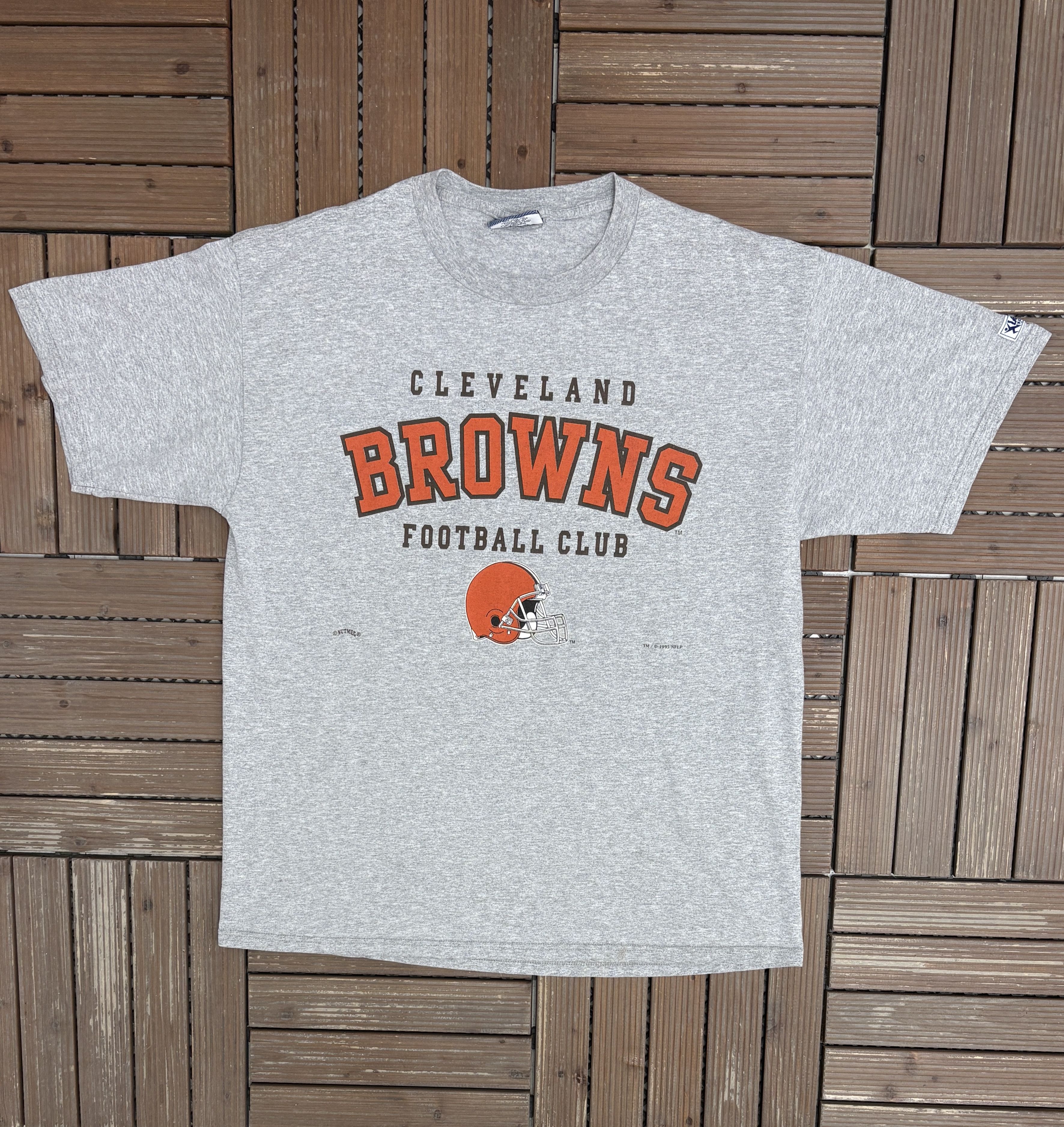 Nutmeg × Vintage Cleveland Browns Football Club Vintage Grey T-Shirt Tee Size US XL / EU 56 / 4 - 1 Thumbnail