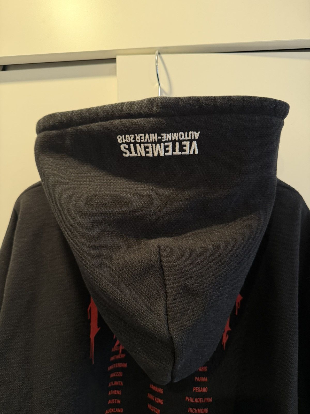 Vetements *Rare* Vements 2018 hoodie Size US XS / EU 42 / 0 - 3 Thumbnail