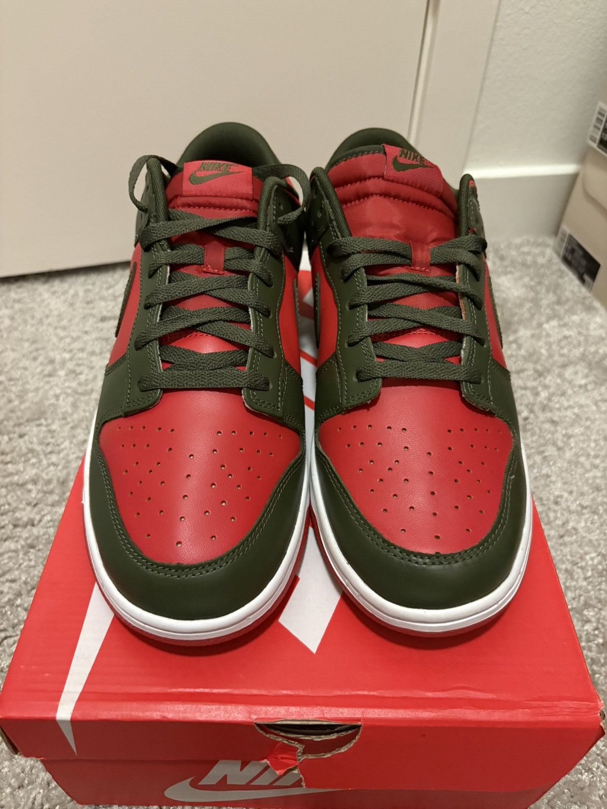 Nike Dunk Low Retro Mystic Red Cargo Khaki Size US 13 / EU 46 - 3 Thumbnail