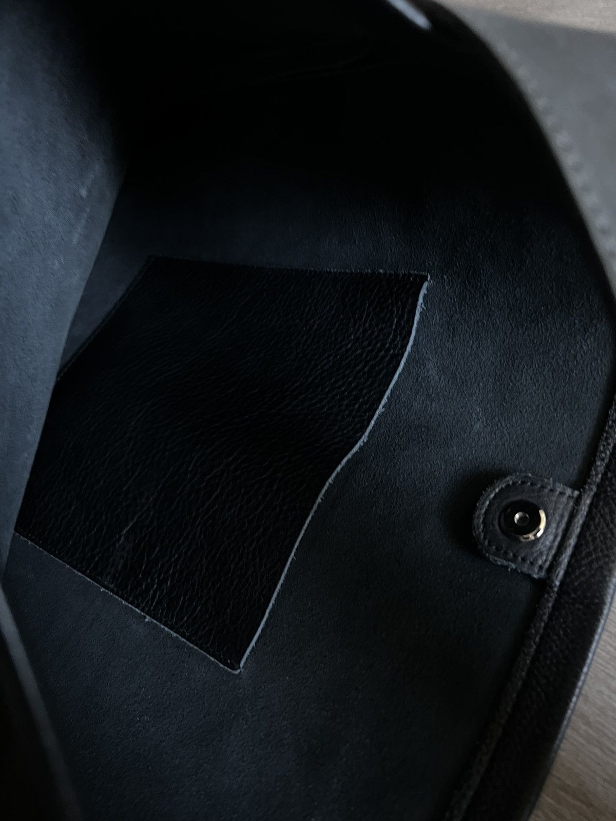 Hender Scheme Black leather belt bag similar to Vuja De theo bag Size ONE SIZE - 4 Thumbnail