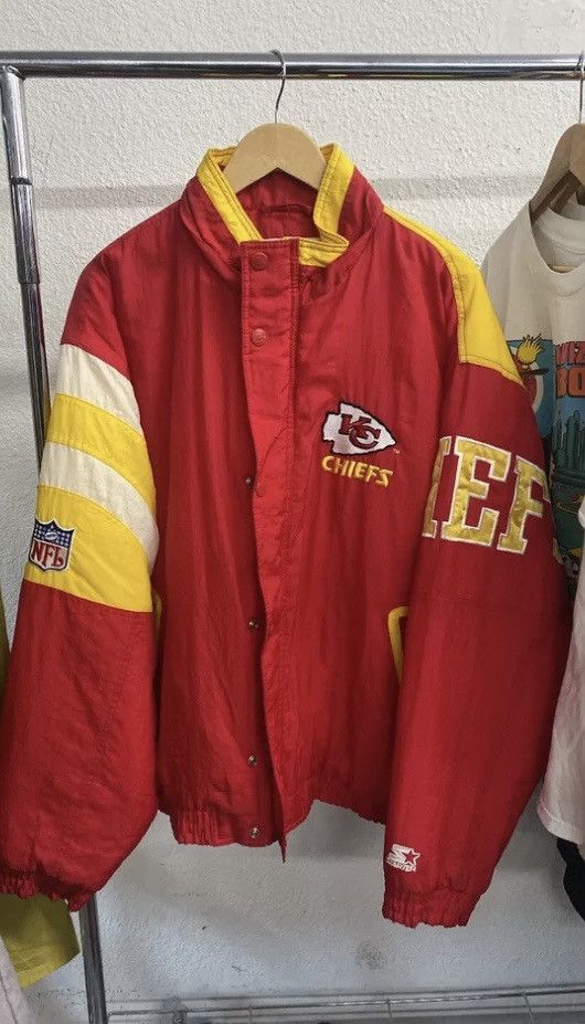 image of Starter Jacket Kansas City Chiefs in Red, Men's (Size XL)