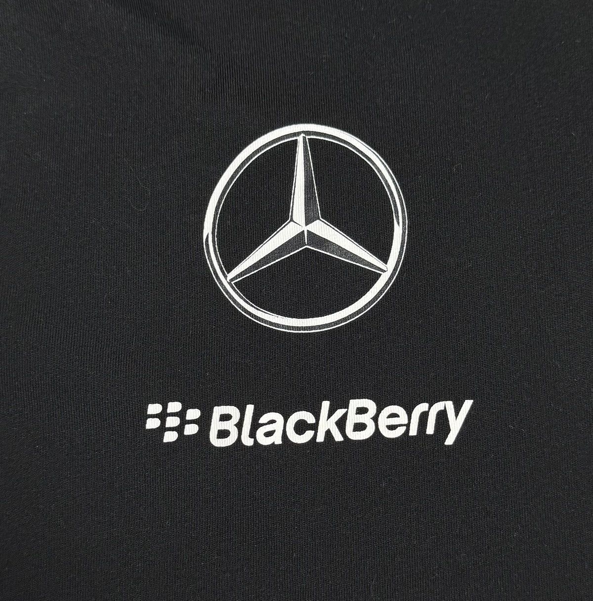 Mercedes-Benz Mercedes AMG Petronas F1 Racing Team T-Shirt Logo Size US L / EU 52-54 / 3 - 6 Thumbnail