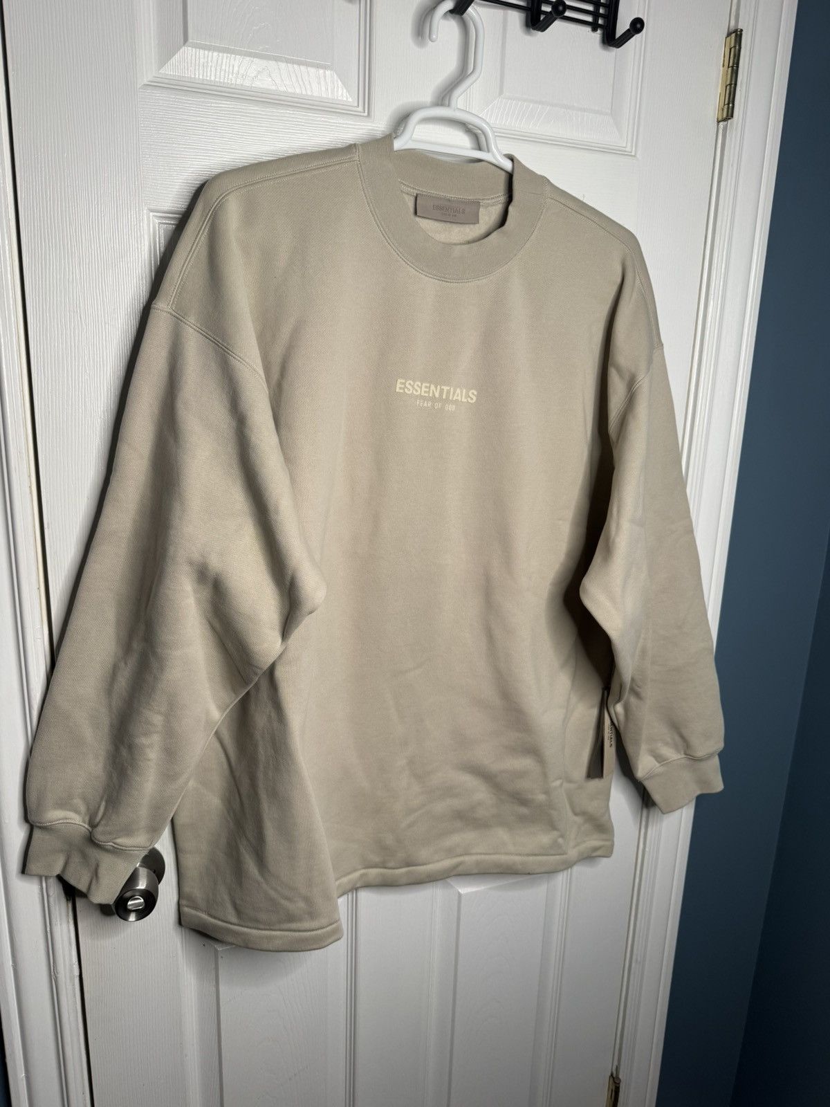 Fear of God Fear of God ESSENTIALS Cotton Crewneck Size US XL / EU 56 / 4 - 3 Thumbnail