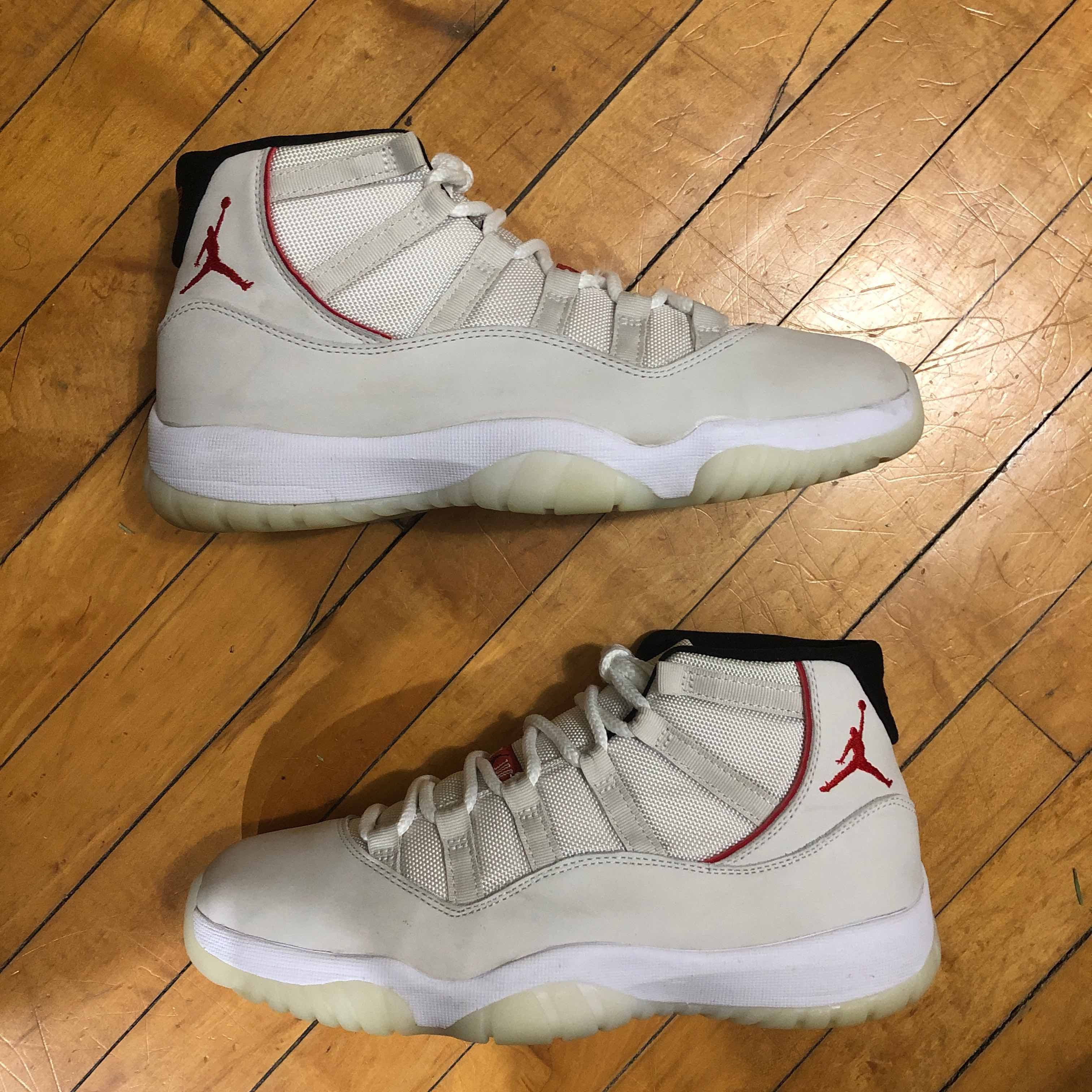 Air Jordan 11 Retro Platinum Tint