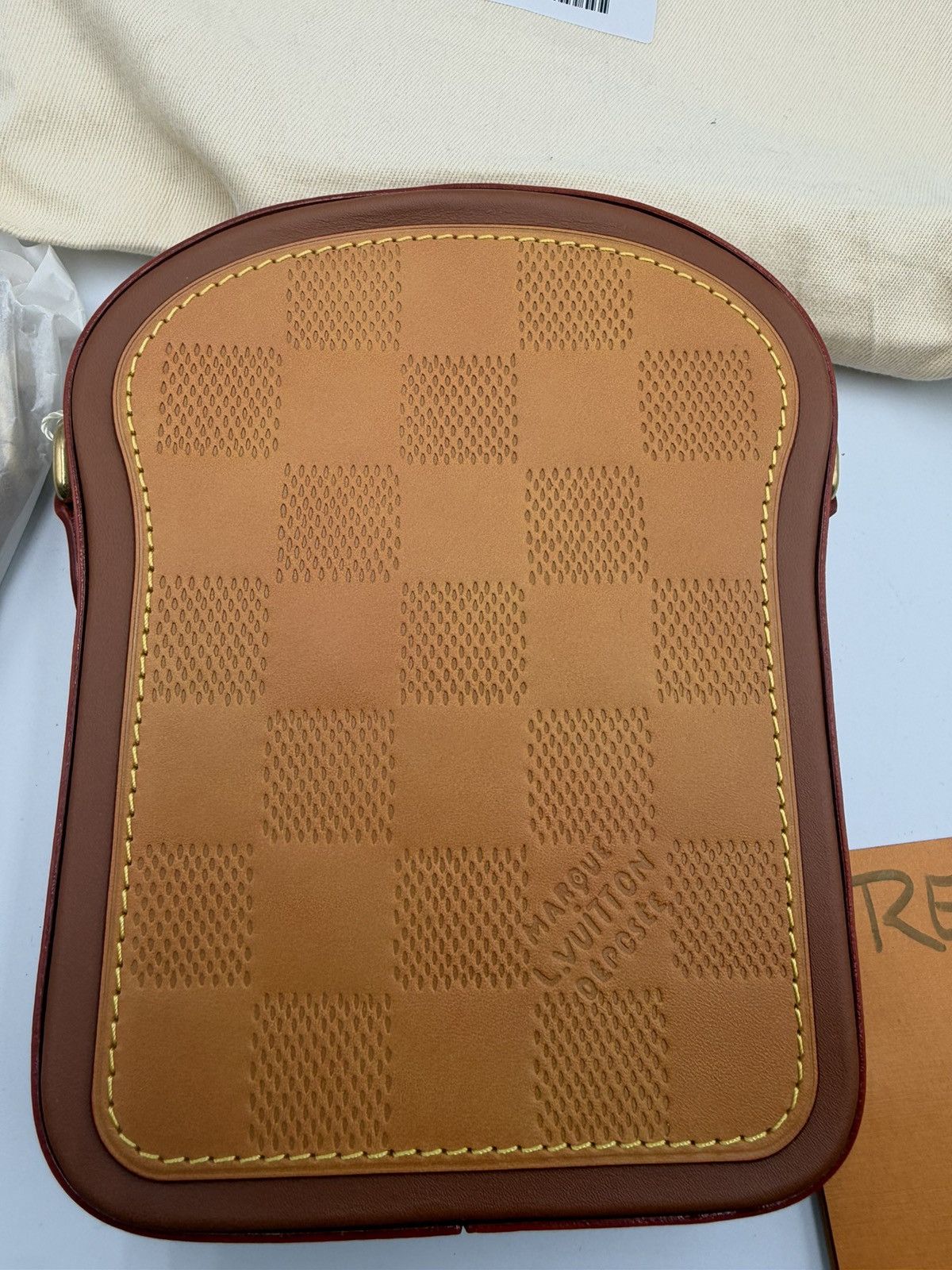 Louis Vuitton Louis Vuitton Ultra Rare M26984 Toast Wearable Wallet Size ONE SIZE - 4 Thumbnail