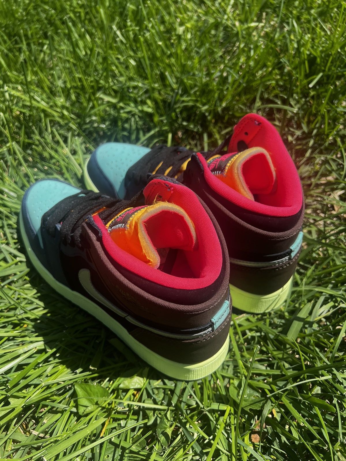 Jordan Brand CLEAN Air Jordan 1 High OG Biohack Retro size 5.5 Shoes mens Size US 5.5 / EU 38 - 7 Thumbnail