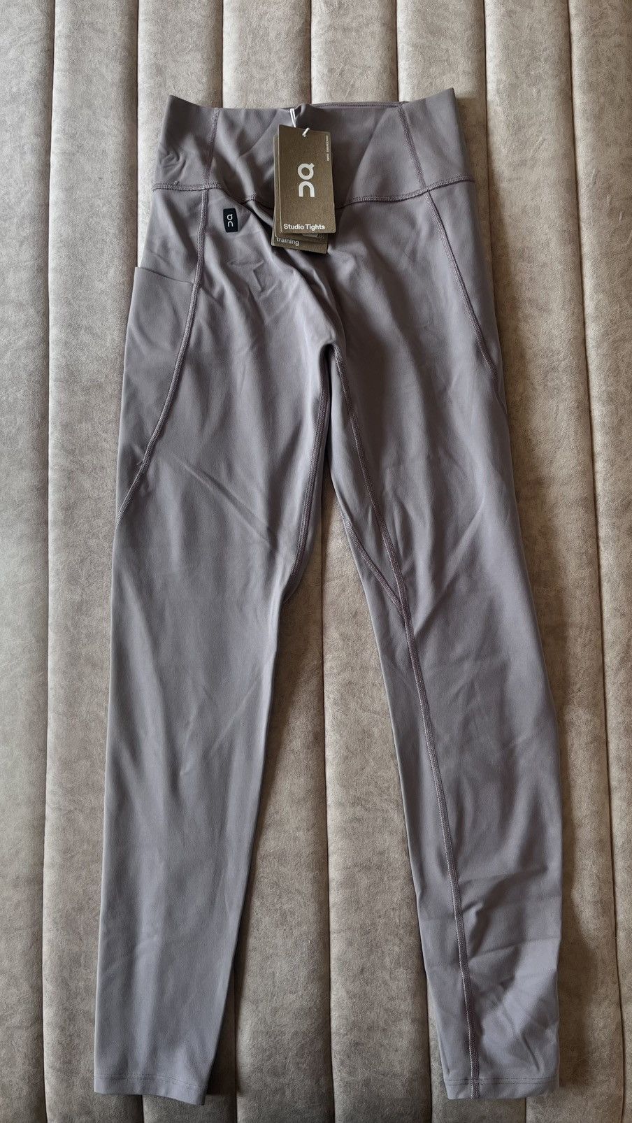 On On Running Set - New with tags Size 25" / US 0 / IT 36 - 2 Thumbnail