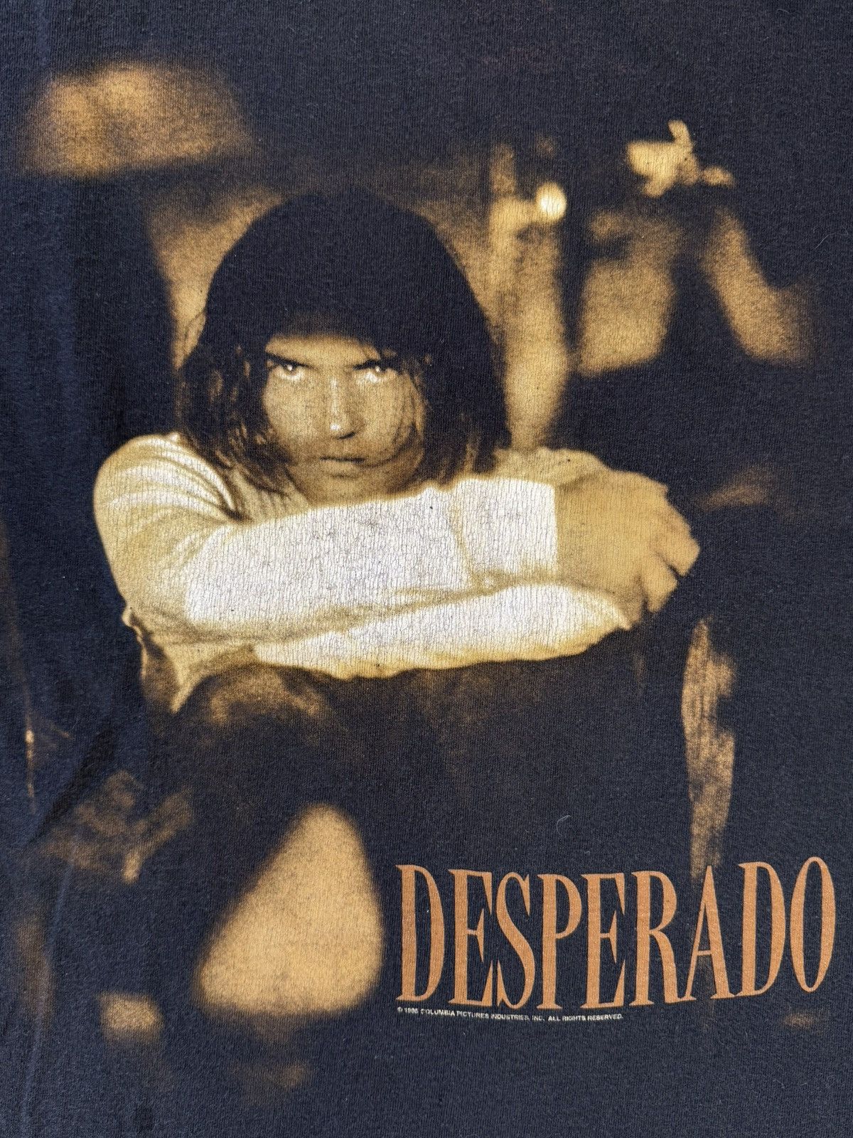 Vintage 1995 Vintage Desperado Antonio Banderas Movie Promo Tee Size US L / EU 52-54 / 3 - 3 Thumbnail