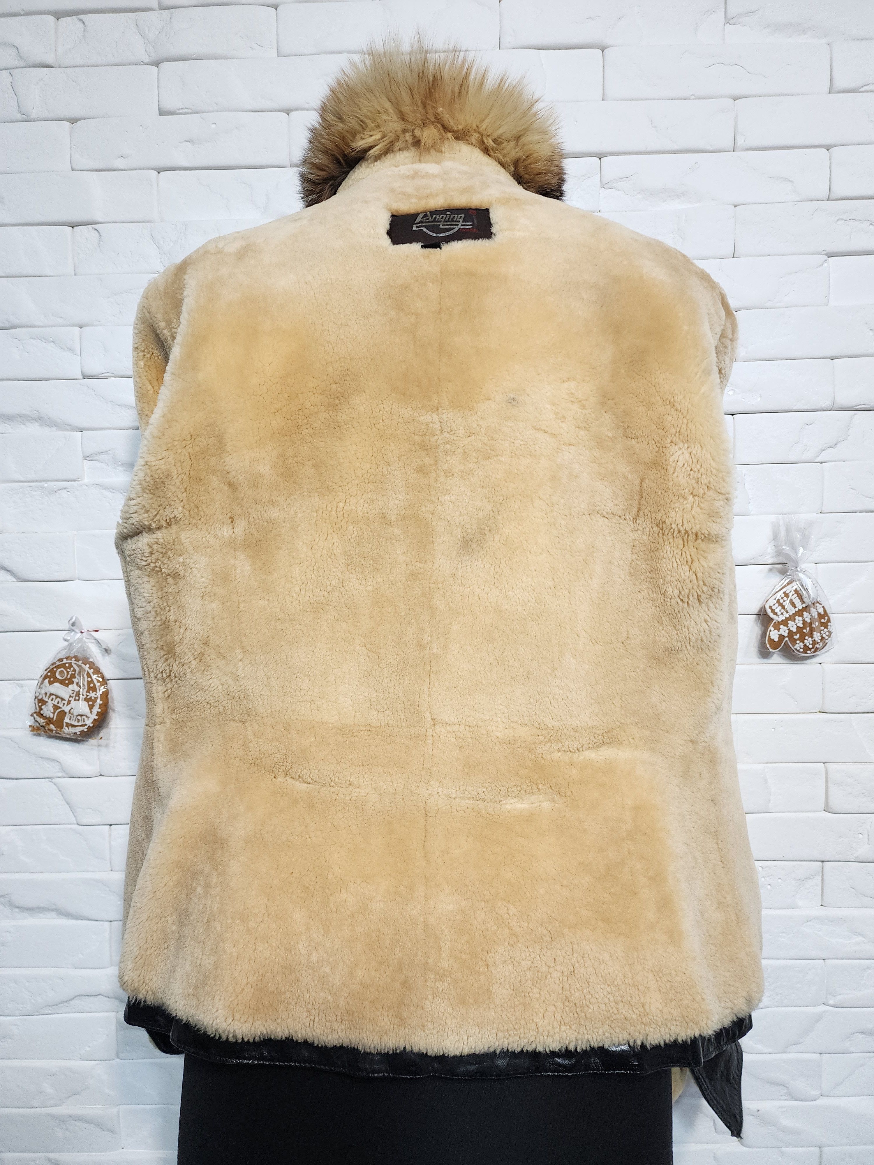 Furla Black Leather Fur Coat: Women's Warm Jacket Size M / US 6-8 / IT 42-44 - 10 Thumbnail