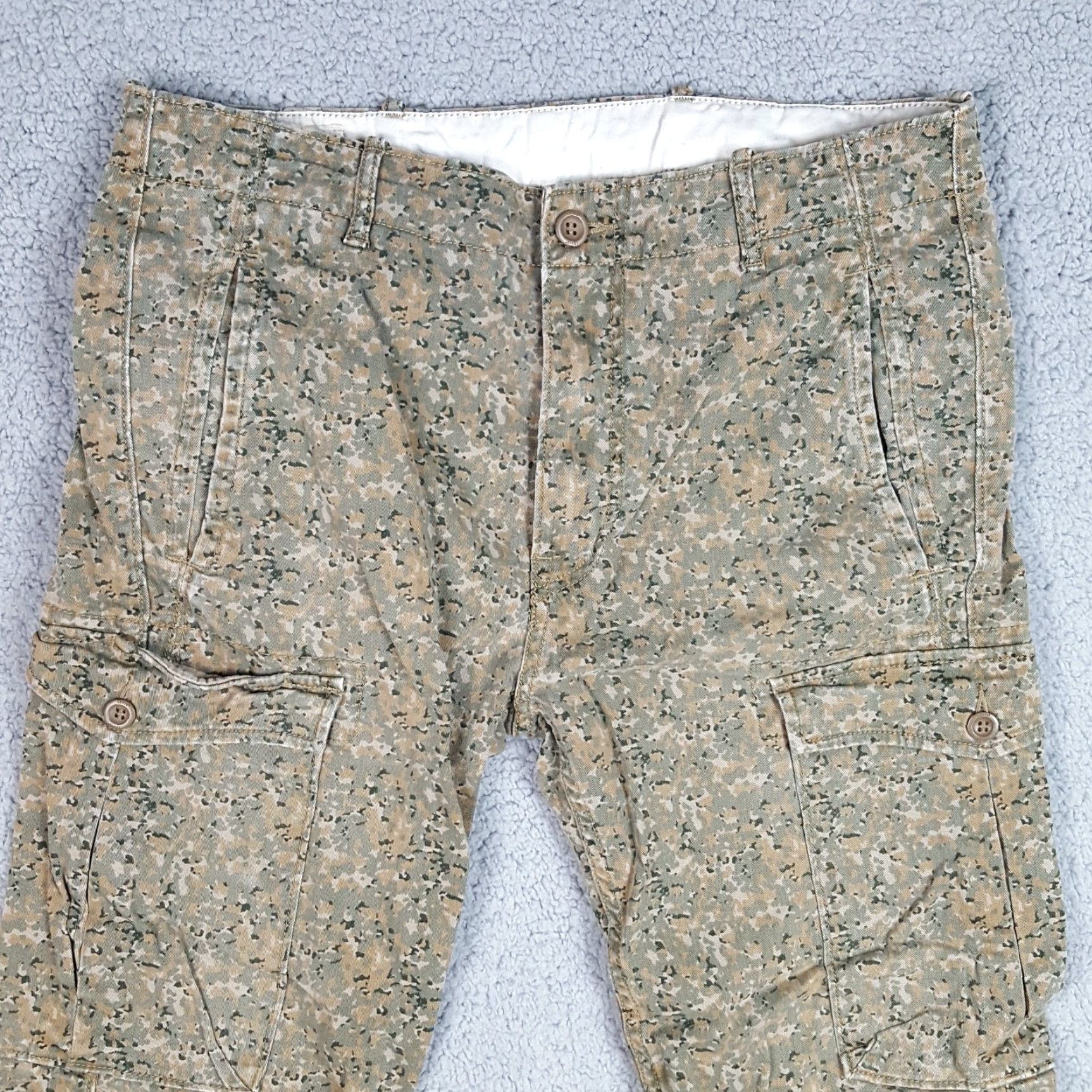 Levi's VINTAGE Levi's Military Cargo Camo Pants Men's Size 33x32 Green Camouflage Straight Leg 90s Military Workwear Size US 33 - 2 Thumbnail