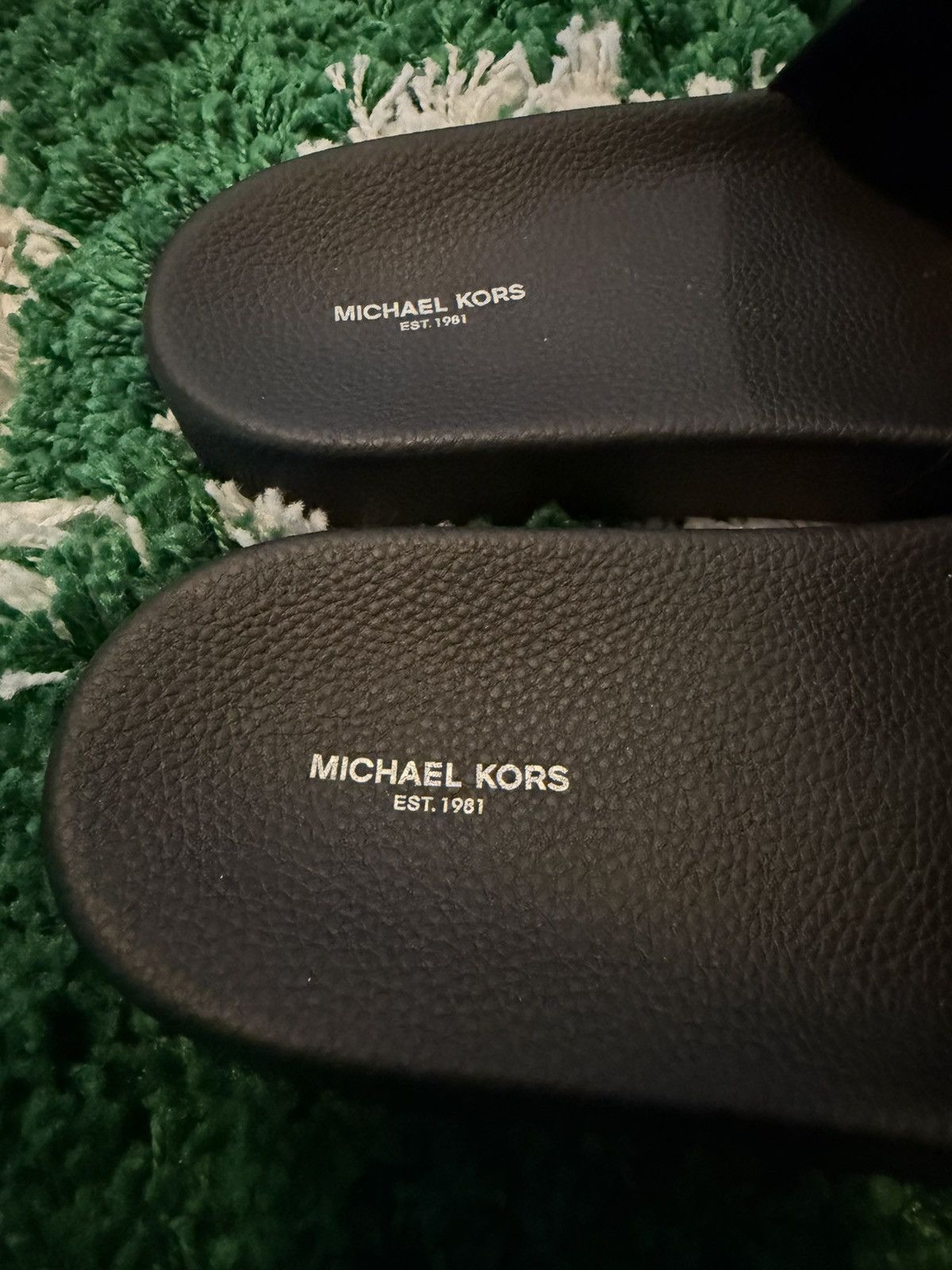 Michael Kors MK Monogram Logo Slide Sandals 11 Size US 11 / EU 44 - 3 Thumbnail