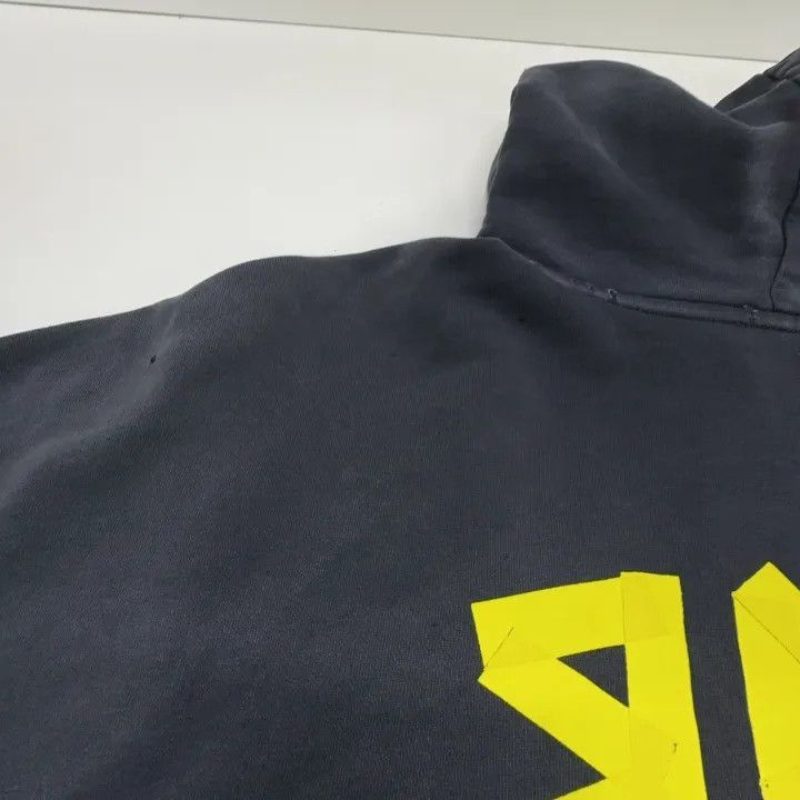 Balenciaga Balenciaga TAPE TYPE Logo Sweatshirt for Men 0079-2507 Size US L / EU 52-54 / 3 - 9 Thumbnail