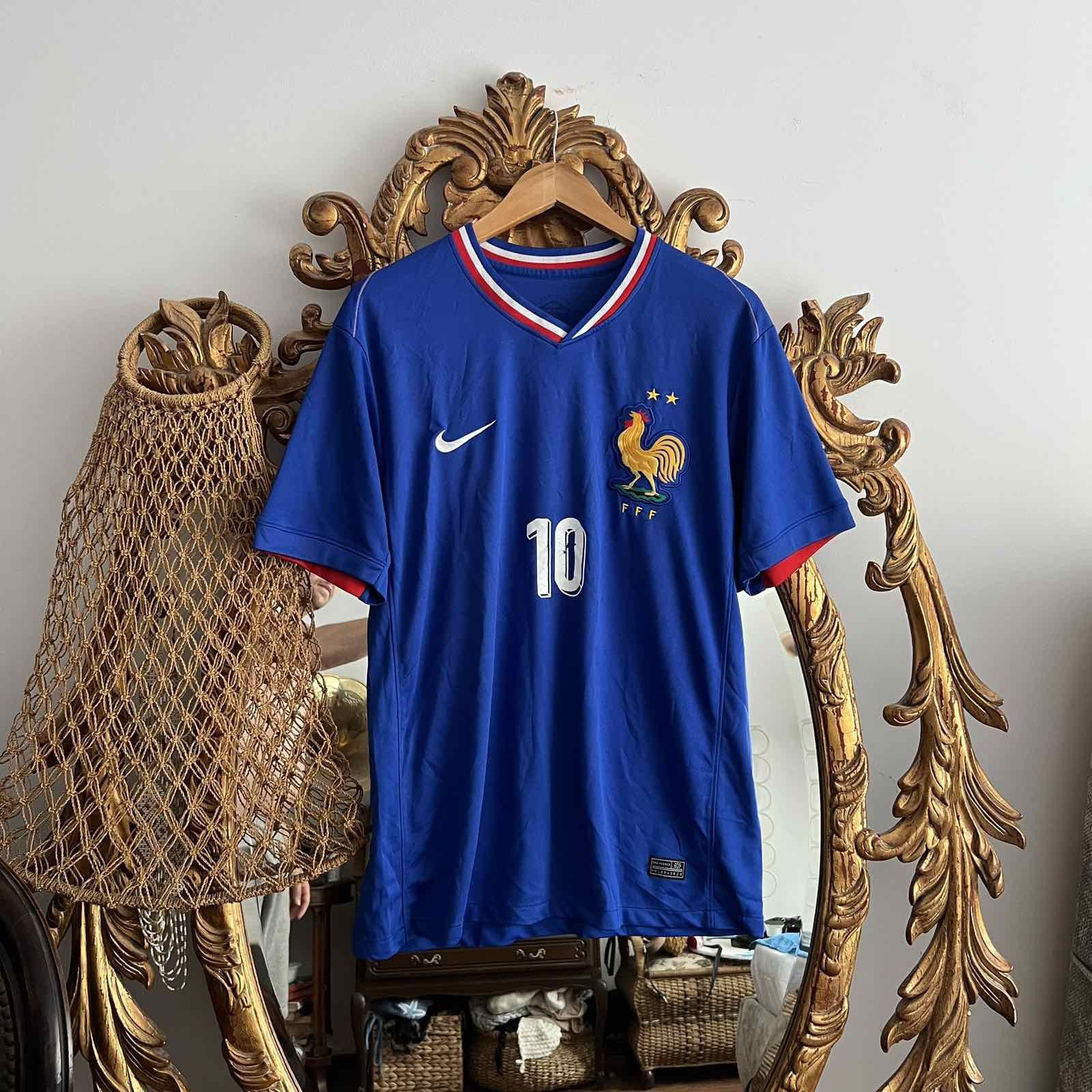 Flocage Officiel France 2022/2023 Mbappé - Maillot Domicile Adulte, Fabrication France