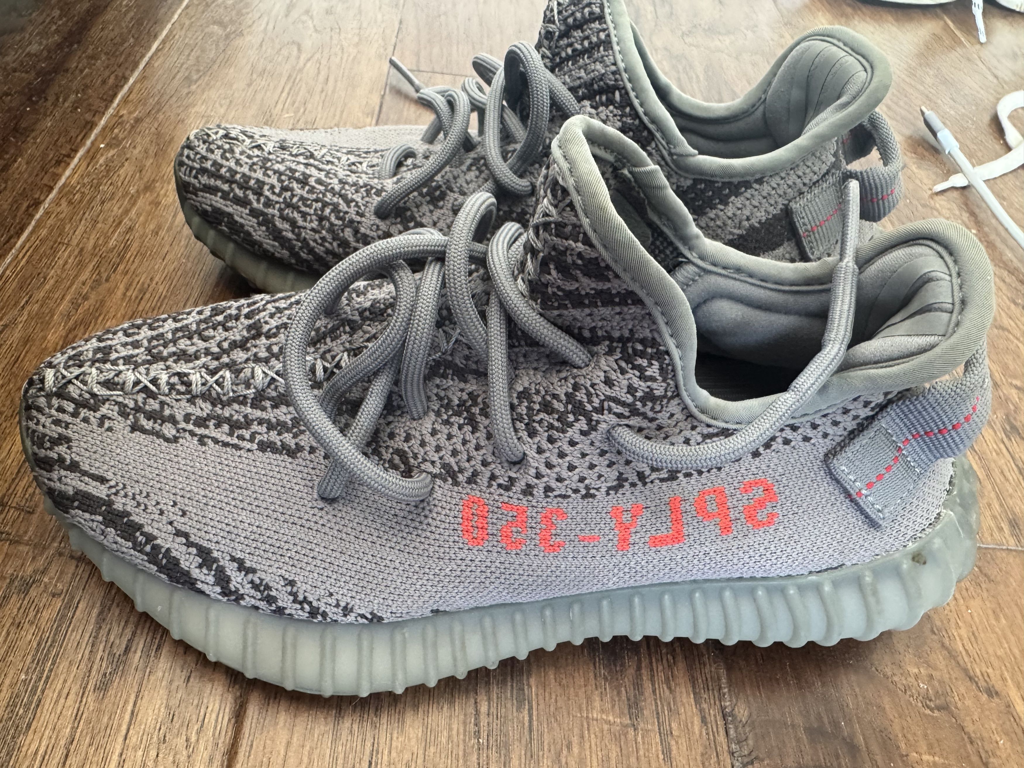 Yeezy Yeezy Boost 350 V2 Beluga 2.0 Size US 5 / EU 37 - 5 Thumbnail