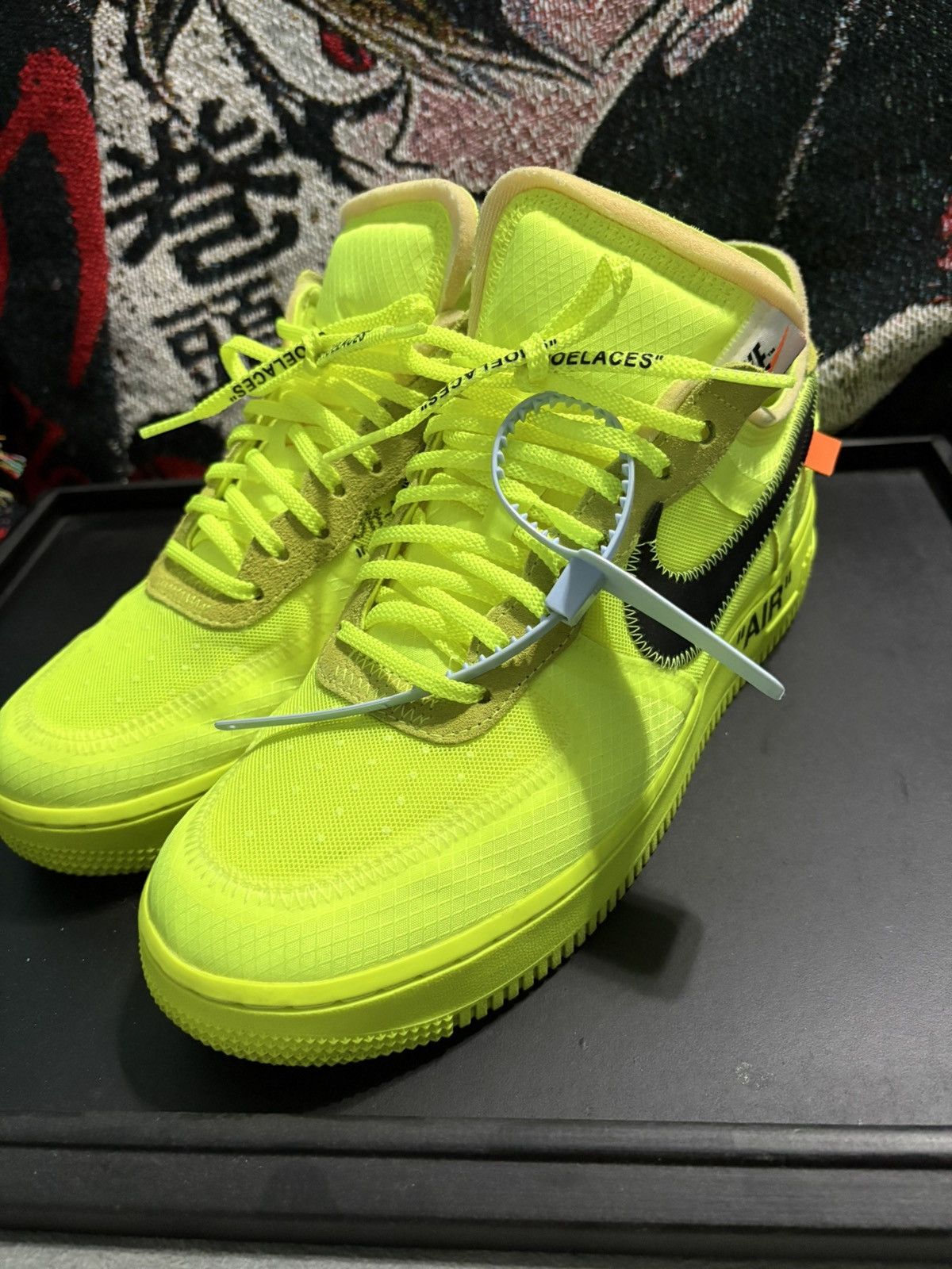 Nike × Off-White Off-White Air Force 1 Volt Size US 9 / EU 42 - 2 Thumbnail