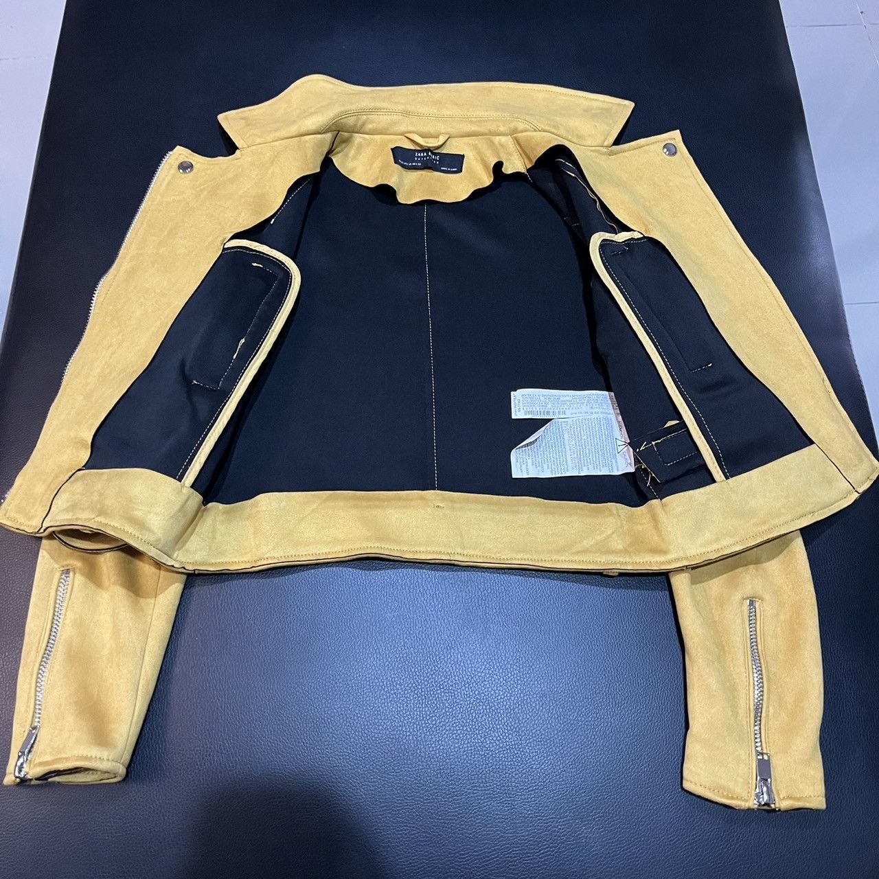 Zara ZARA Ladies Mustard Yellow Faux Suede Biker Jacket Size XS / US 0-2 / IT 36-38 - 7 Thumbnail