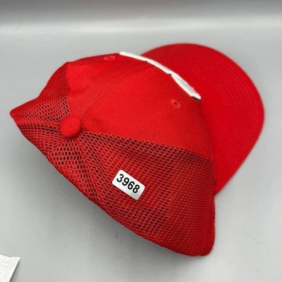 Other Wisconsin Badgers Trucker Hat Embroidered Fanatics SnapBack Size ONE SIZE - 8 Thumbnail